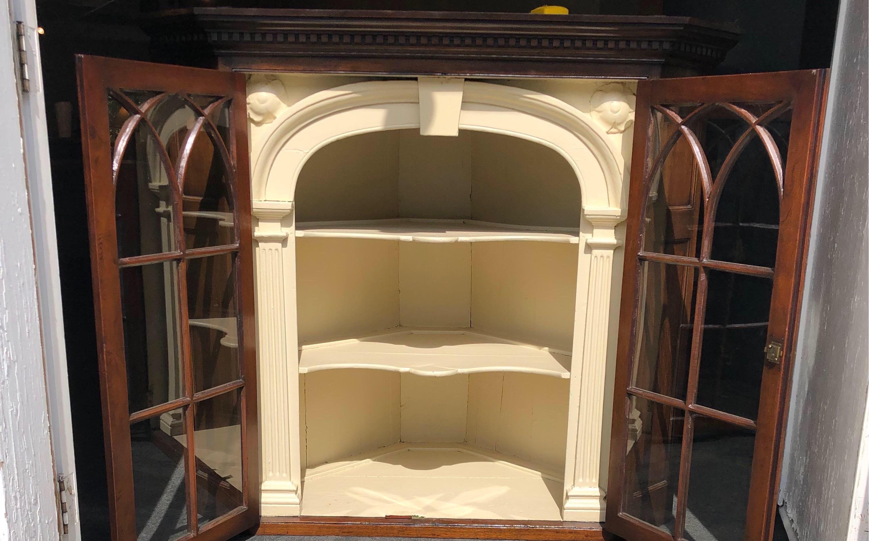 18th Century Chippendale Walnut Corner Cupboard 2