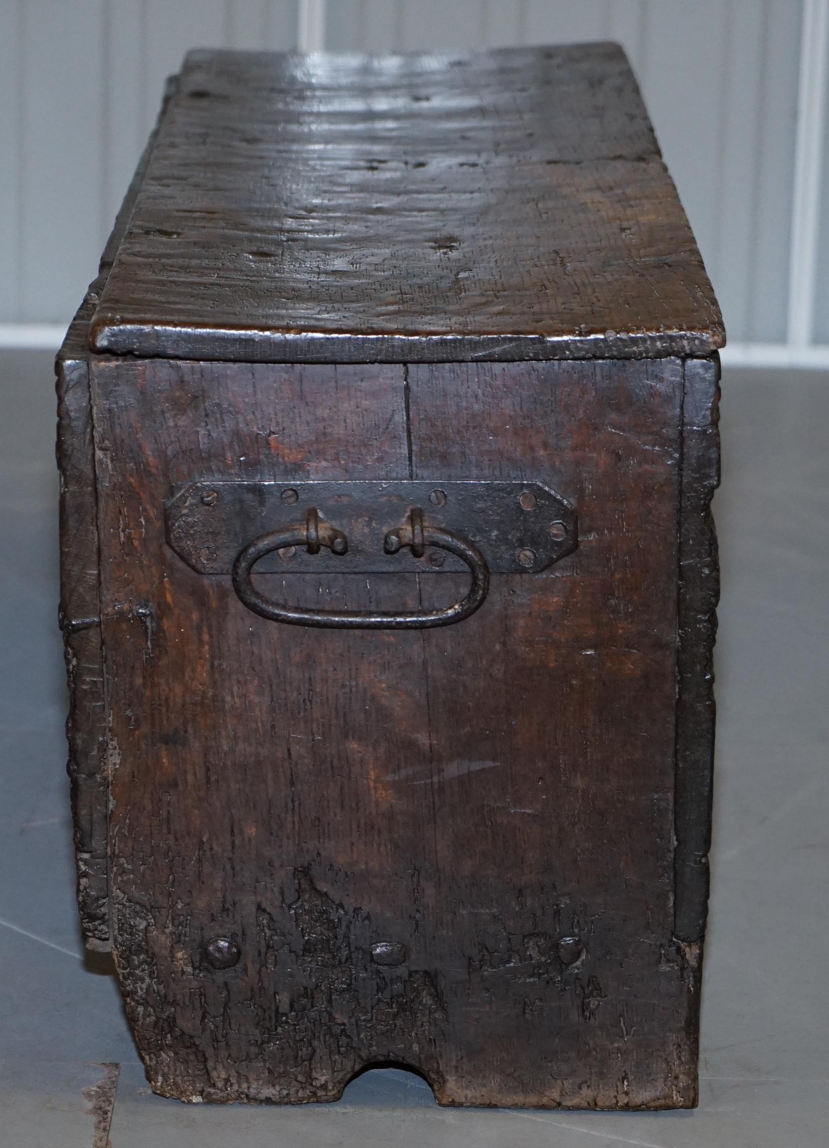 18th Century circa 1720 Solid Oak Six Plank Coffer Trunk Chest Thick Iron Handle 2