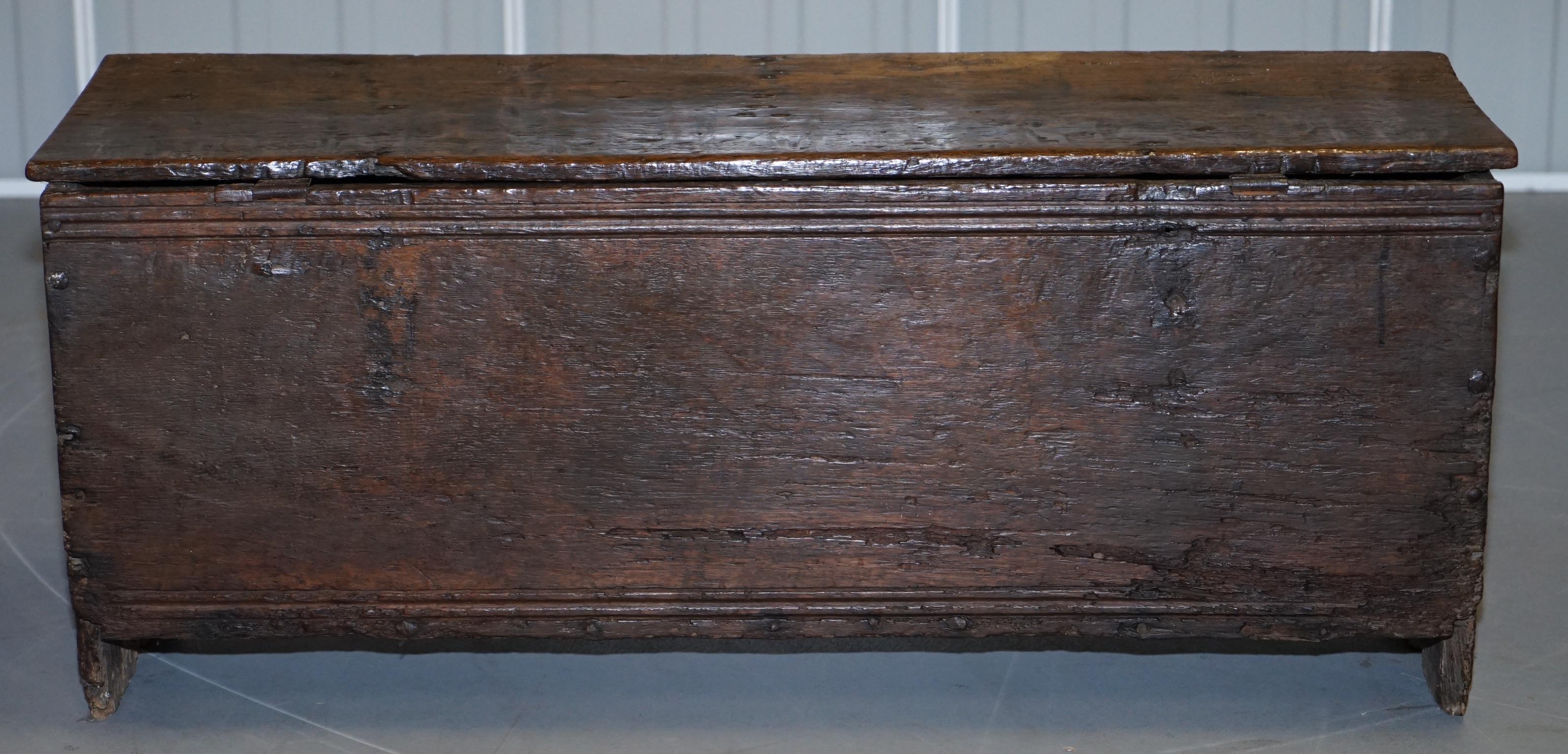 18th Century circa 1720 Solid Oak Six Plank Coffer Trunk Chest Thick Iron Handle 4
