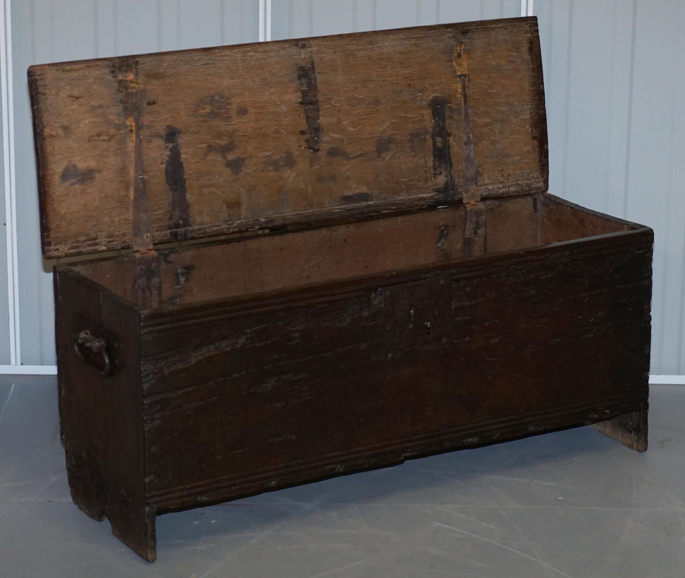 18th Century circa 1720 Solid Oak Six Plank Coffer Trunk Chest Thick Iron Handle 8