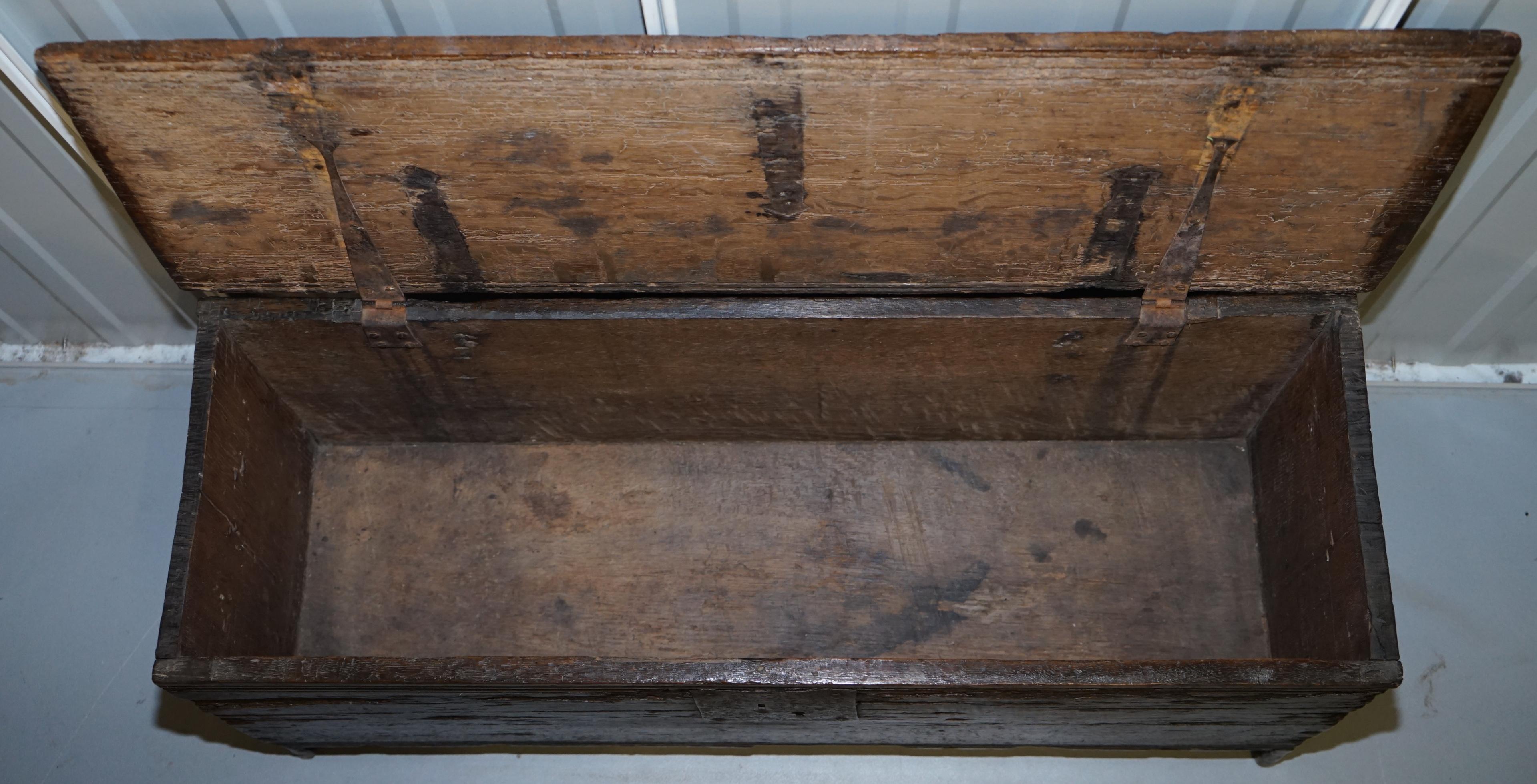 18th Century circa 1720 Solid Oak Six Plank Coffer Trunk Chest Thick Iron Handle 11