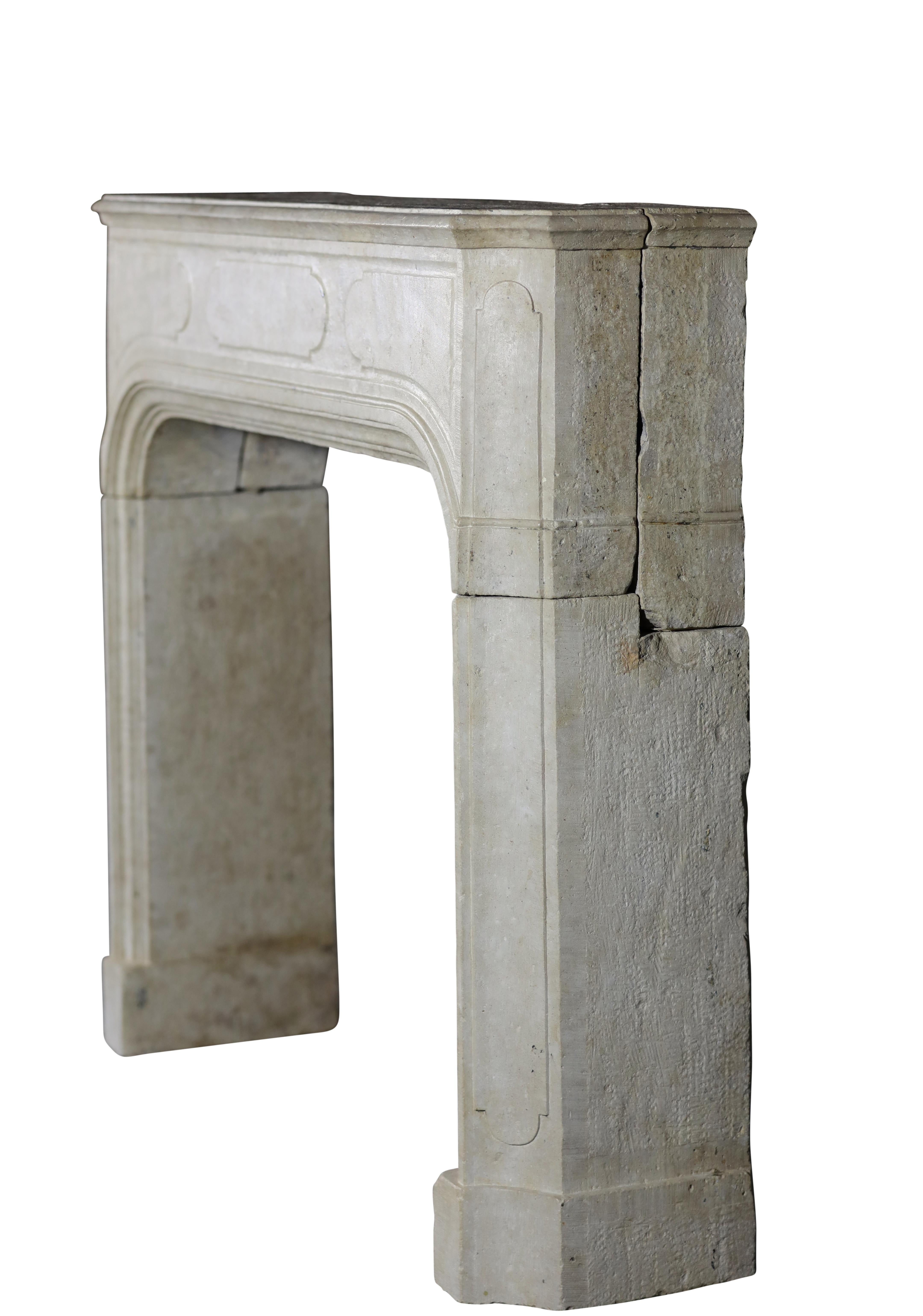 18th Century City Palace Fireplace Mantle With Original Grand Wear  For Sale 6
