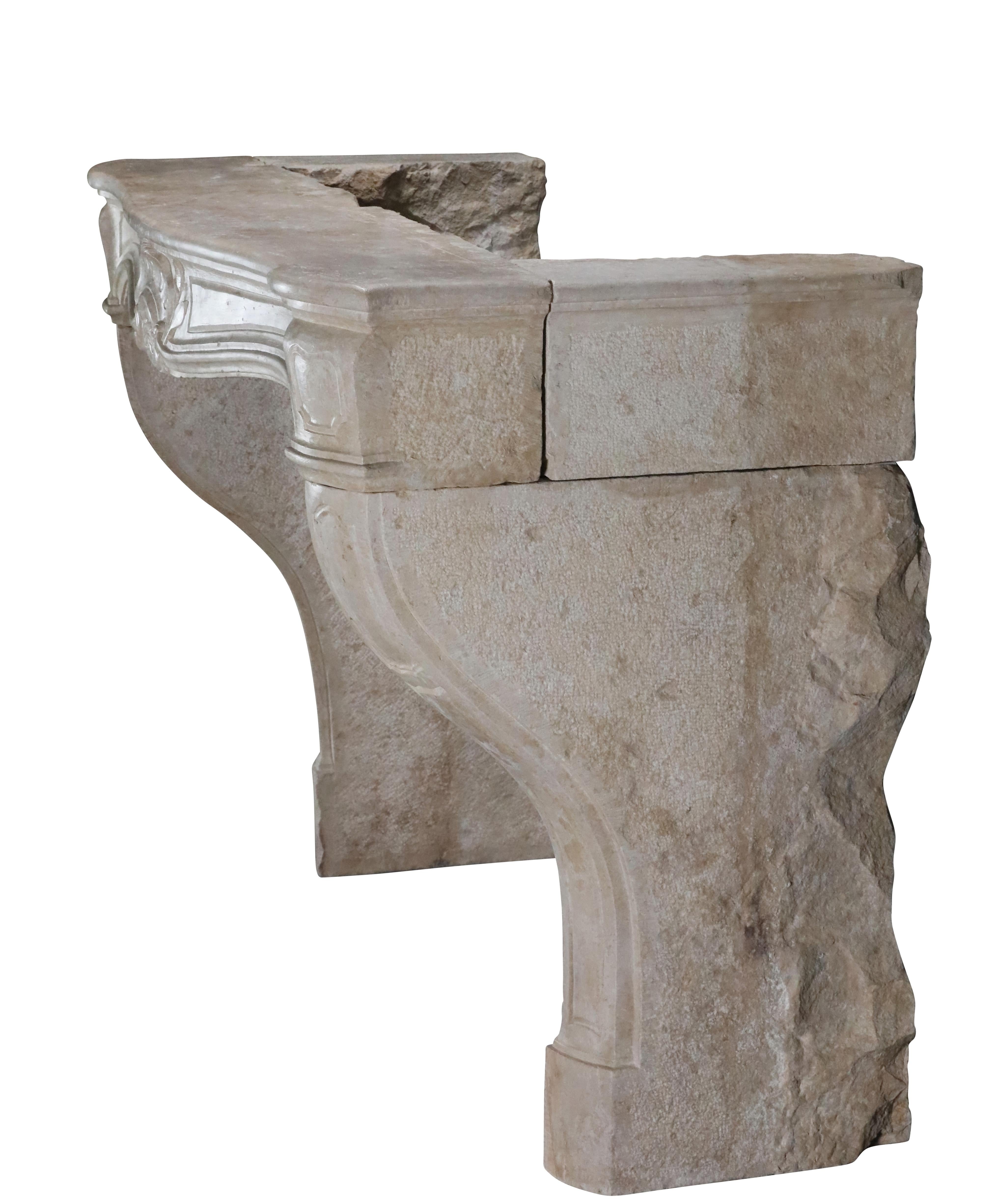 18th Century Classic French Regency Period Light Limestone Fireplace Mantle For Sale 7