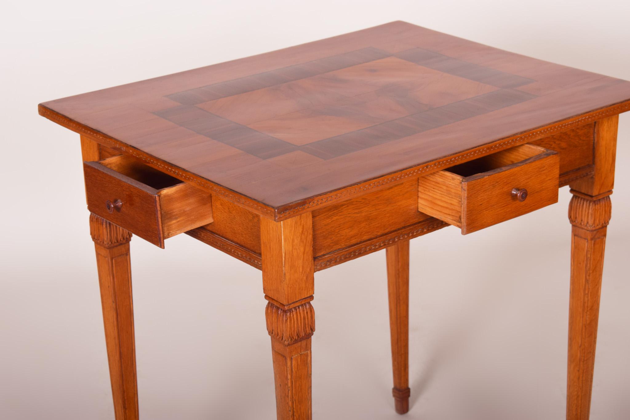 18th Century Classicist Small Brown Cherry-Tree Card Table, Austria, 1790s For Sale 1