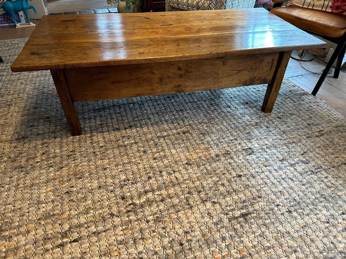 18th Century coffee table For Sale 4