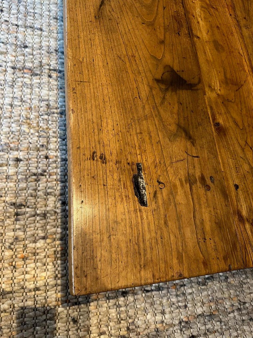 Late 18th Century 18th Century coffee table For Sale