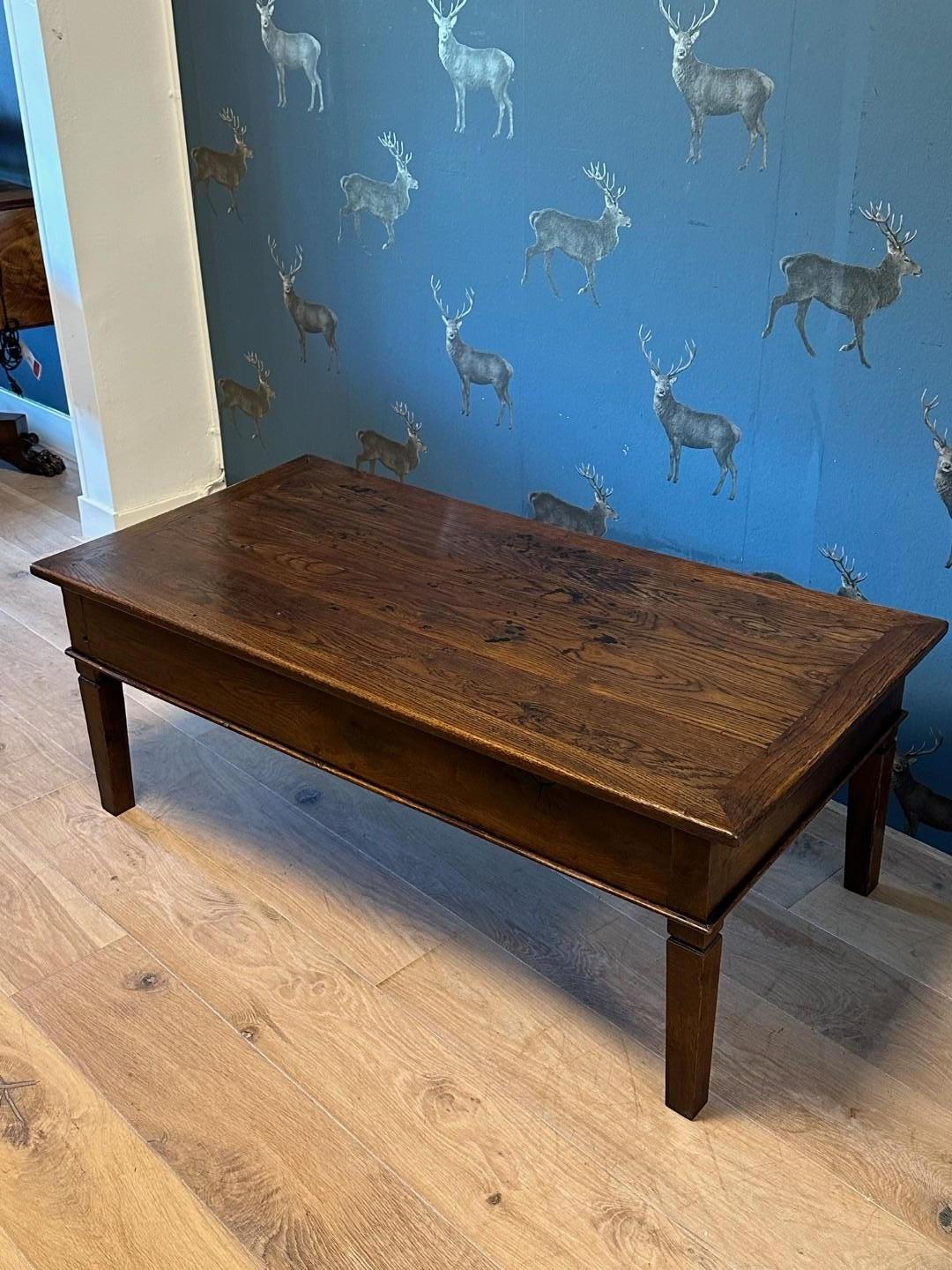 18th Century coffee table For Sale 3