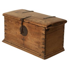 18th-Century Colonial Trunk