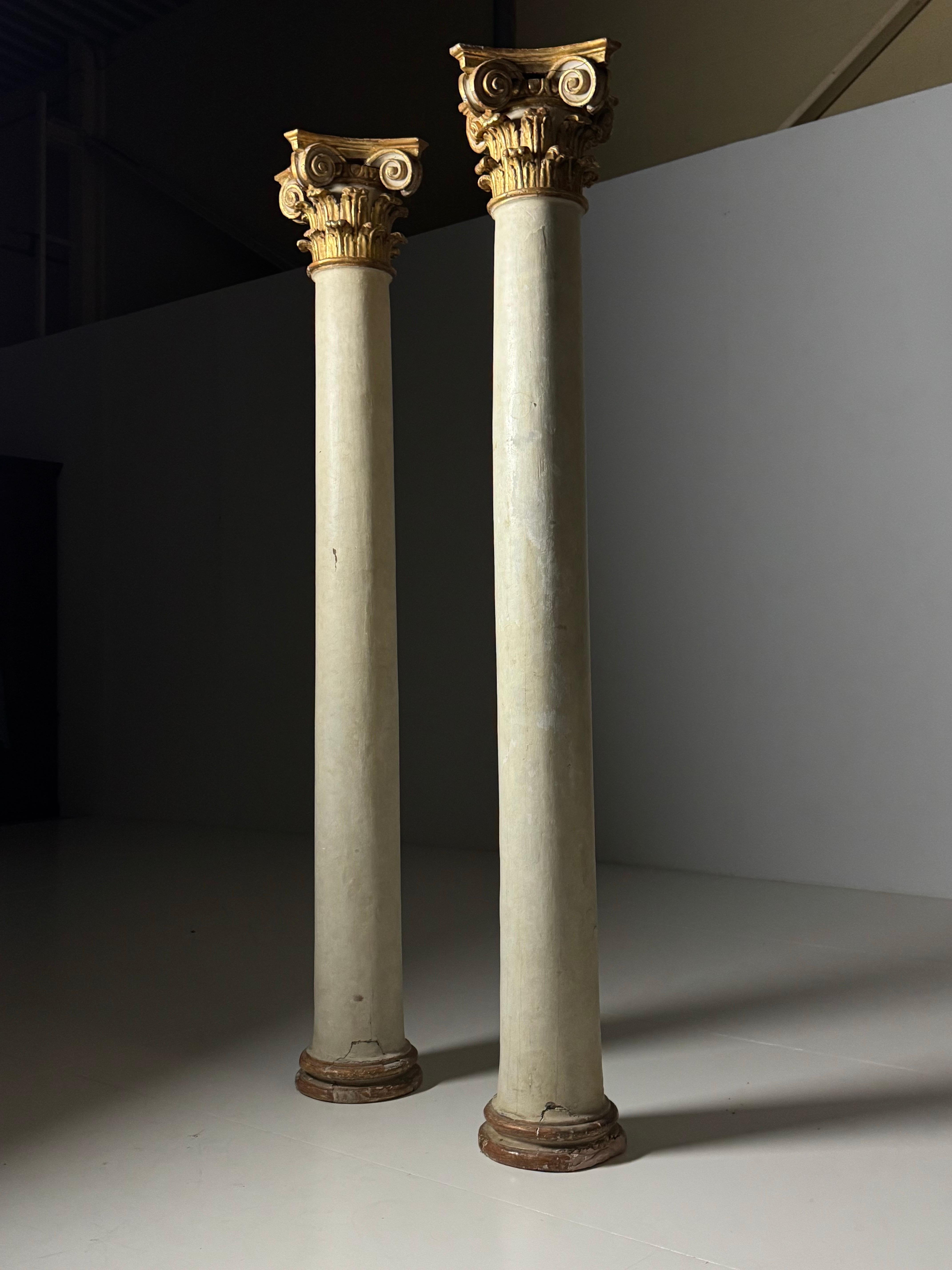 18th century columns with carved giltwood capitals For Sale 6