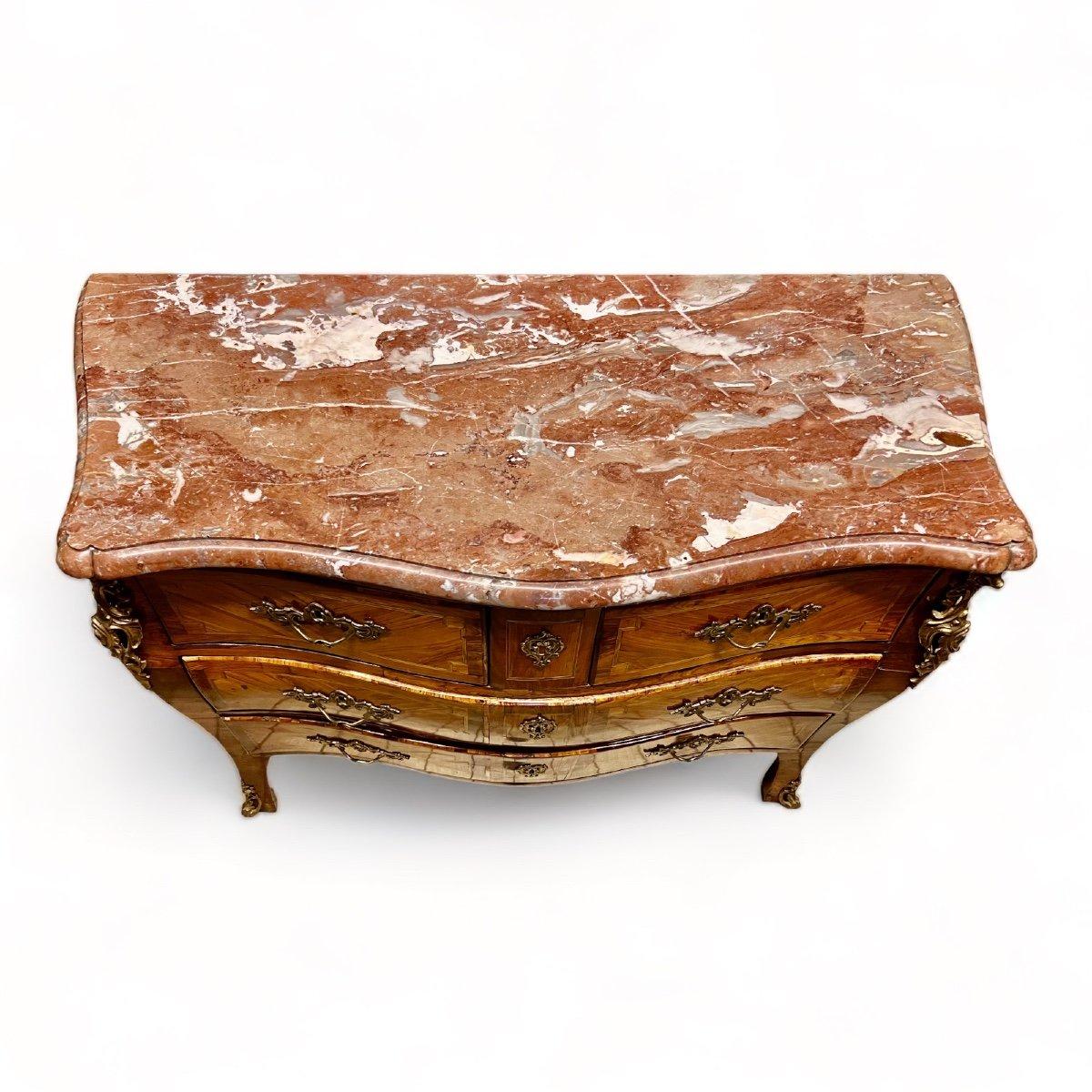 18th Century Commode from the Louis XIV Regency Period For Sale 1