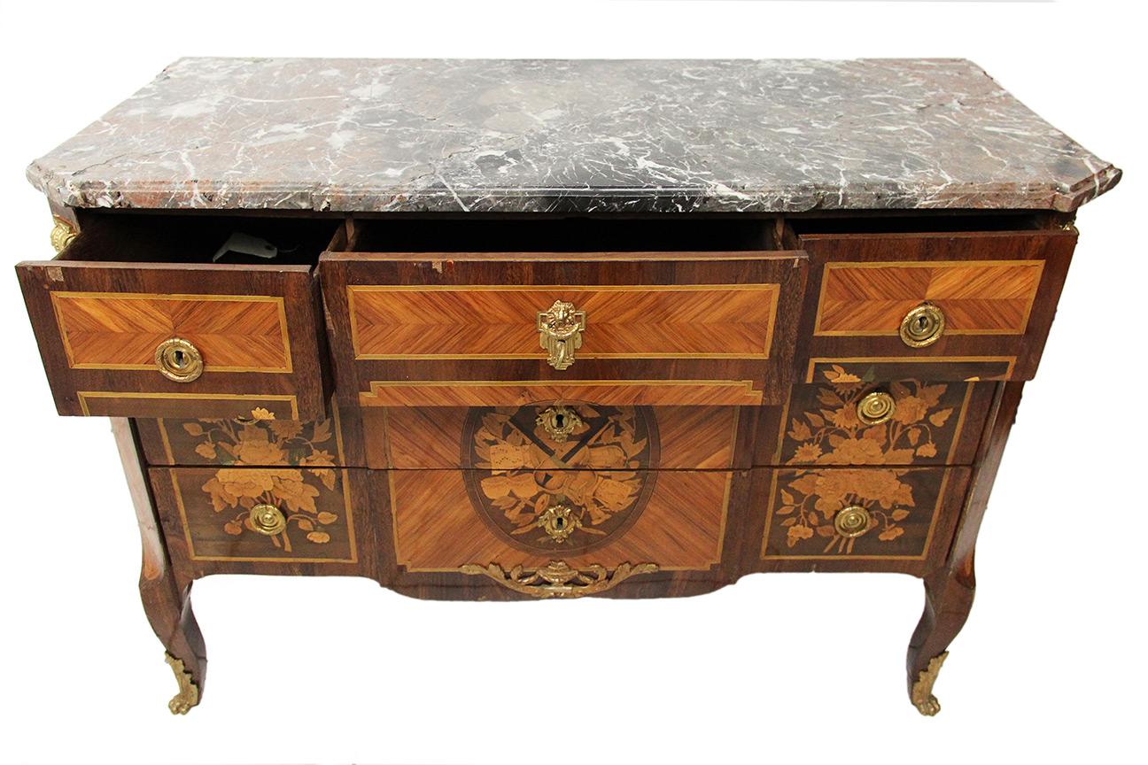 18th Century Commode Stamp Roussel in Rosewood, Amaranth and Tobacco Wood In Good Condition For Sale In EVREUX, FR