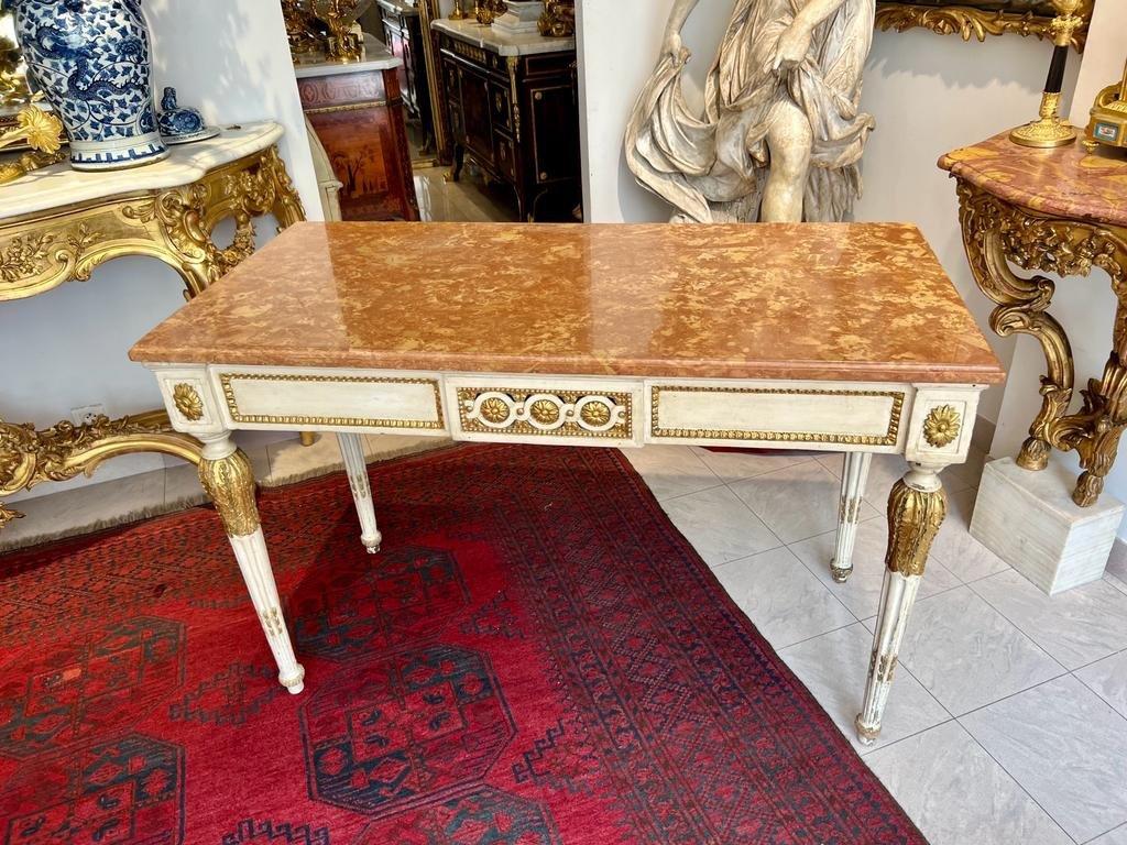 Mesa consola del siglo XVIII en madera dorada de Rechampi y tapa de mármol, Italia Madera dorada en venta