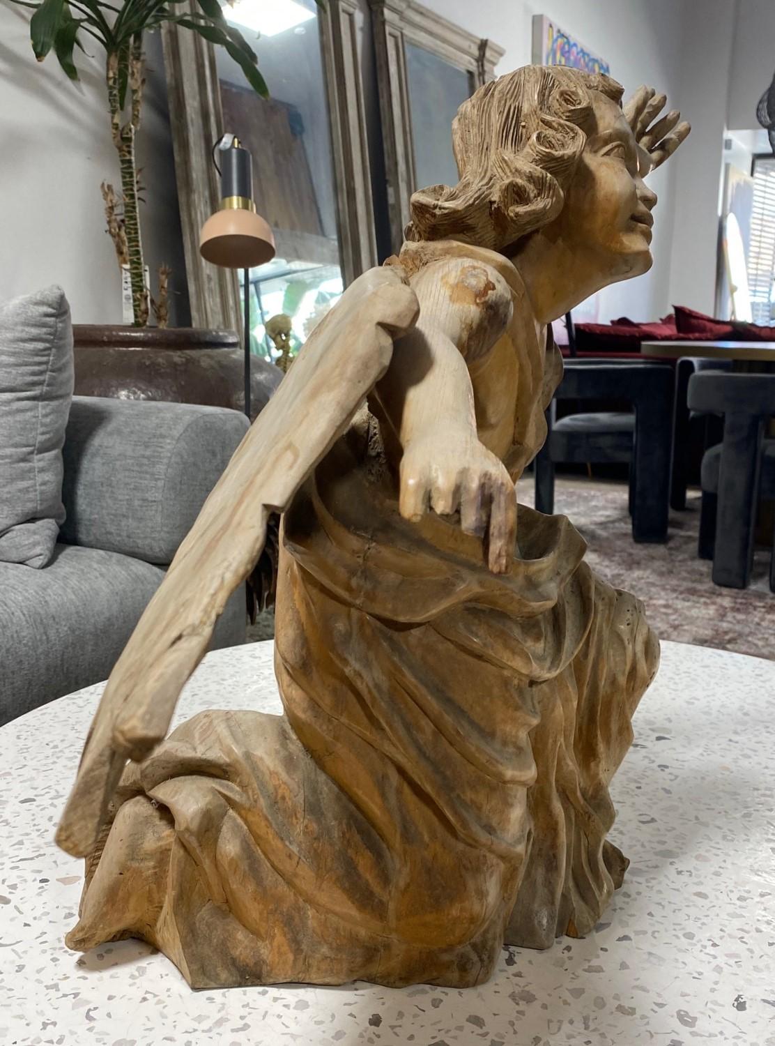 18th Century Continental Italian Baroque Wood Carved Kneeling Angel Sculpture For Sale 5