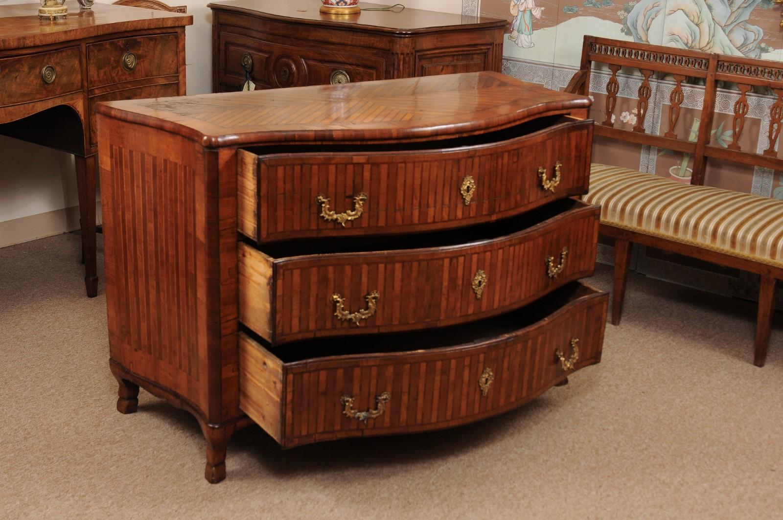  18th Century Continental Parquetry Inlaid Commode with Serpentine Front For Sale 3