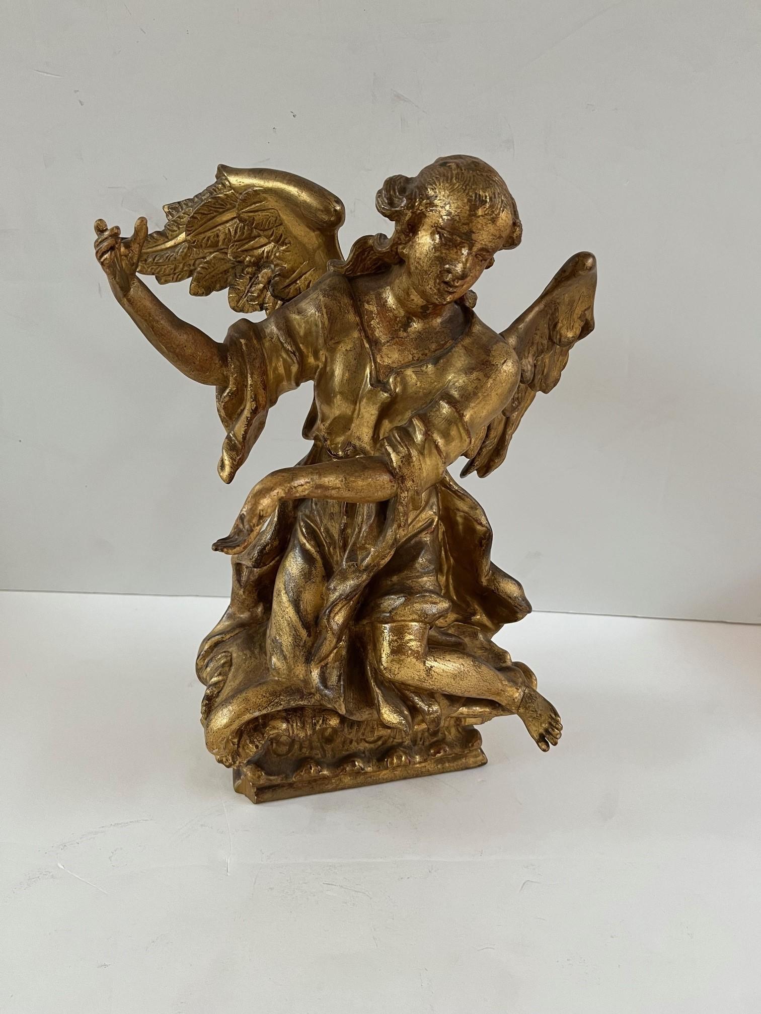 18th Century Continental Rococo Giltwood an Angel For Sale 6