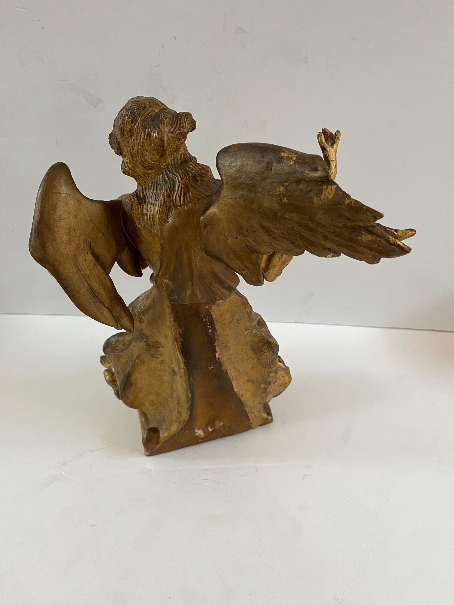 18th Century Continental Rococo Giltwood an Angel For Sale 2