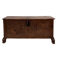 18th Century Continental Style Oakwood Blanket Chest