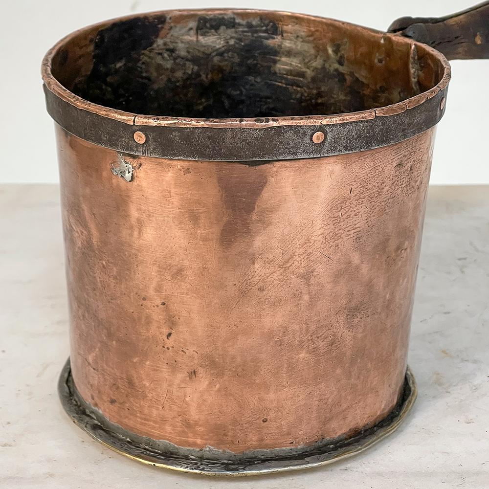 18th Century Copper & Brass Saucepot with Handle For Sale 1