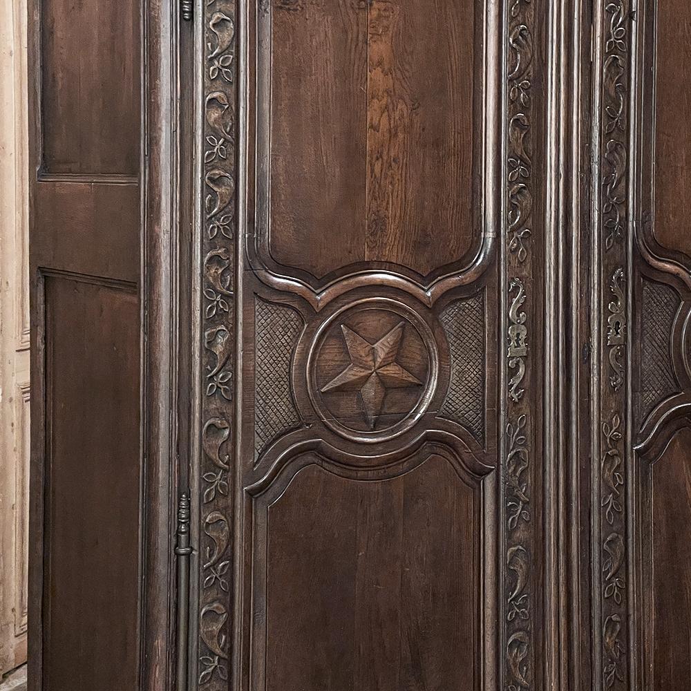 18th Century Country French Armoire with Carved Lone Stars For Sale 2