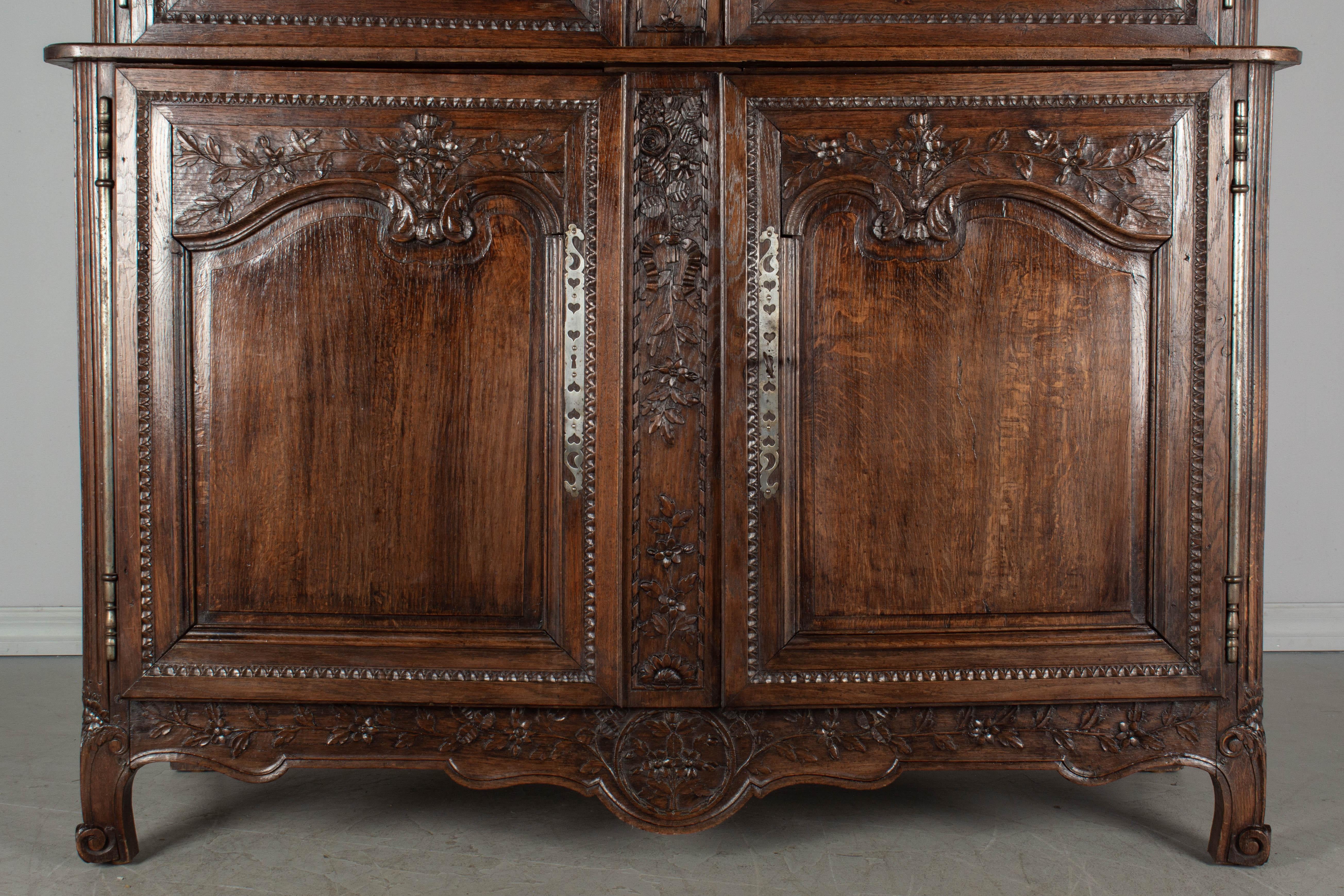 Louis XV 18th Century Country French Buffet À Deux Corps or Cupboard For Sale