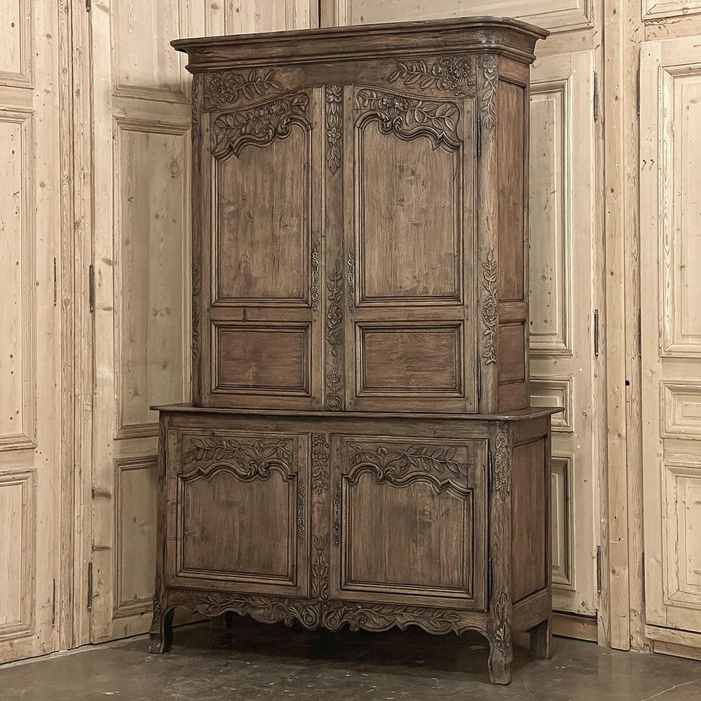 Hand-Carved 18th Century Country French Buffet a Deux Corps ~ Two Tiered Cabinet For Sale