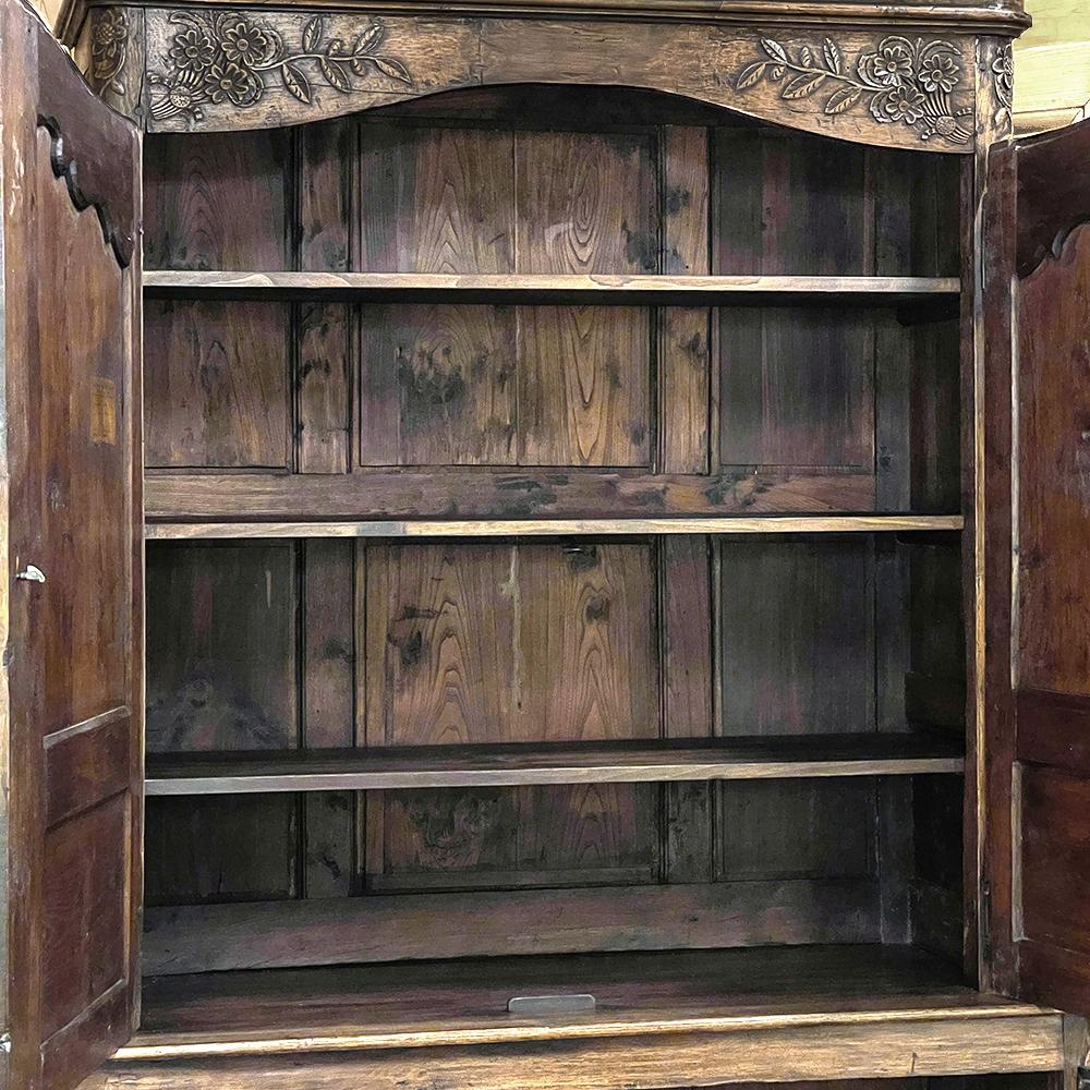 18th Century Country French Buffet a Deux Corps ~ Two Tiered Cabinet For Sale 1