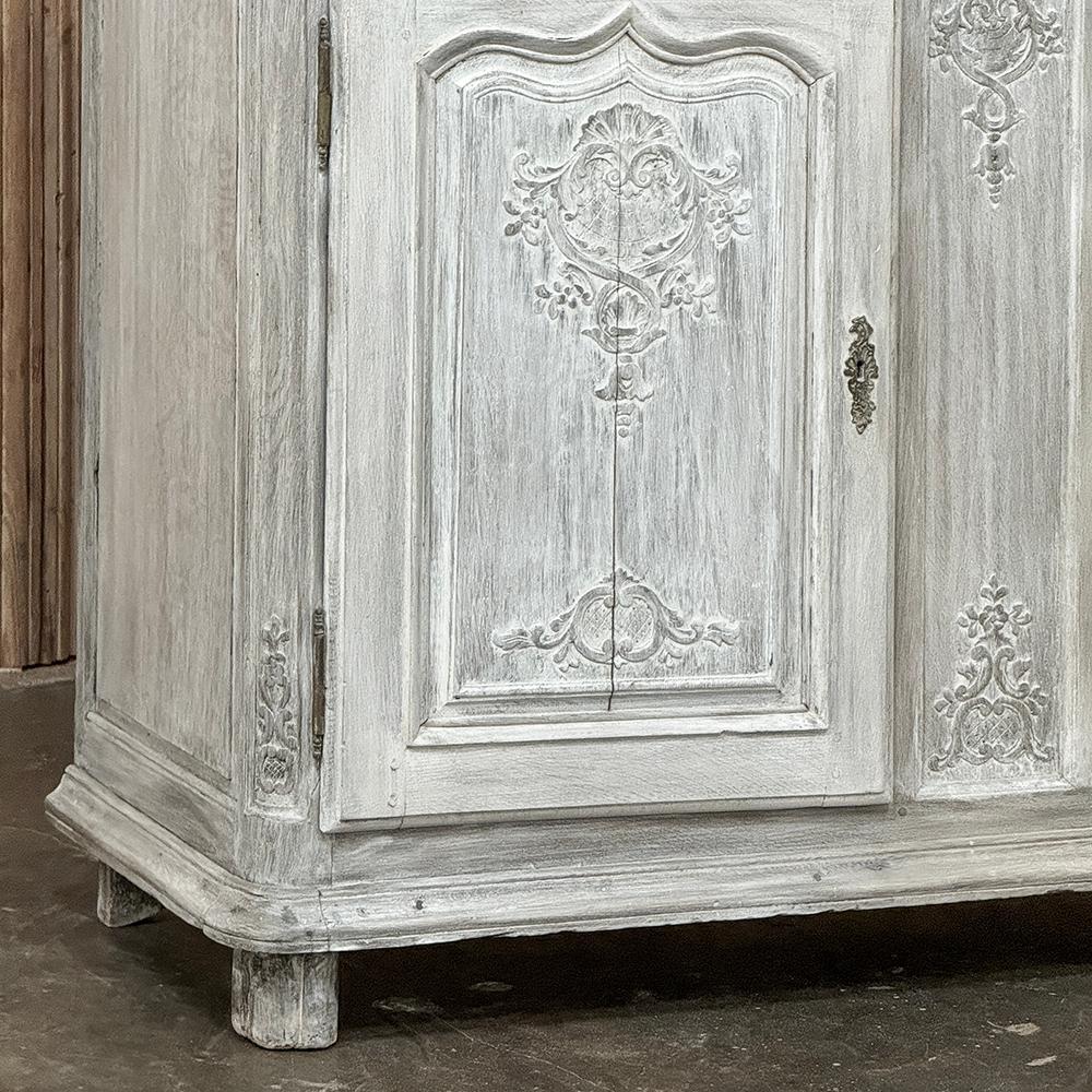 18th Century Country French Buffet ~ Cabinet in Stripped Oak in vendita 2