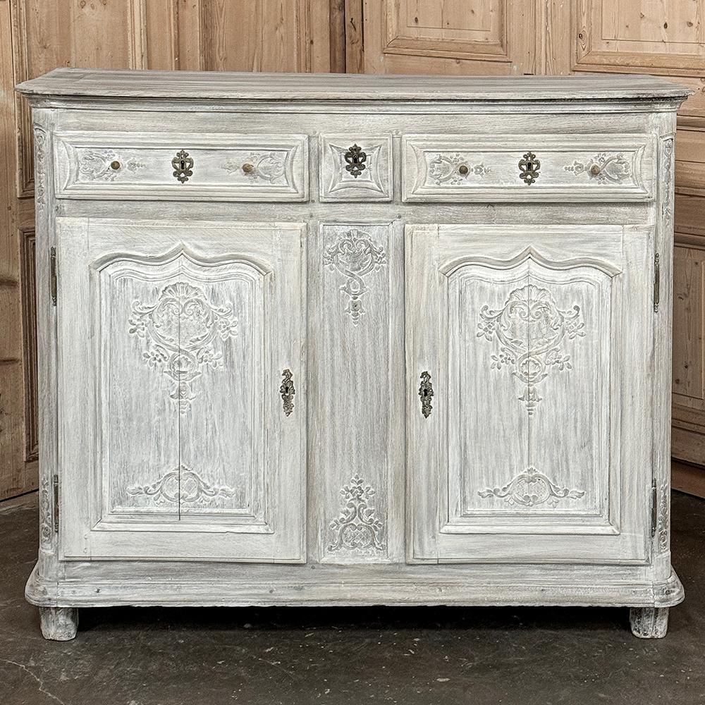 Francese 18th Century Country French Buffet ~ Cabinet in Stripped Oak in vendita