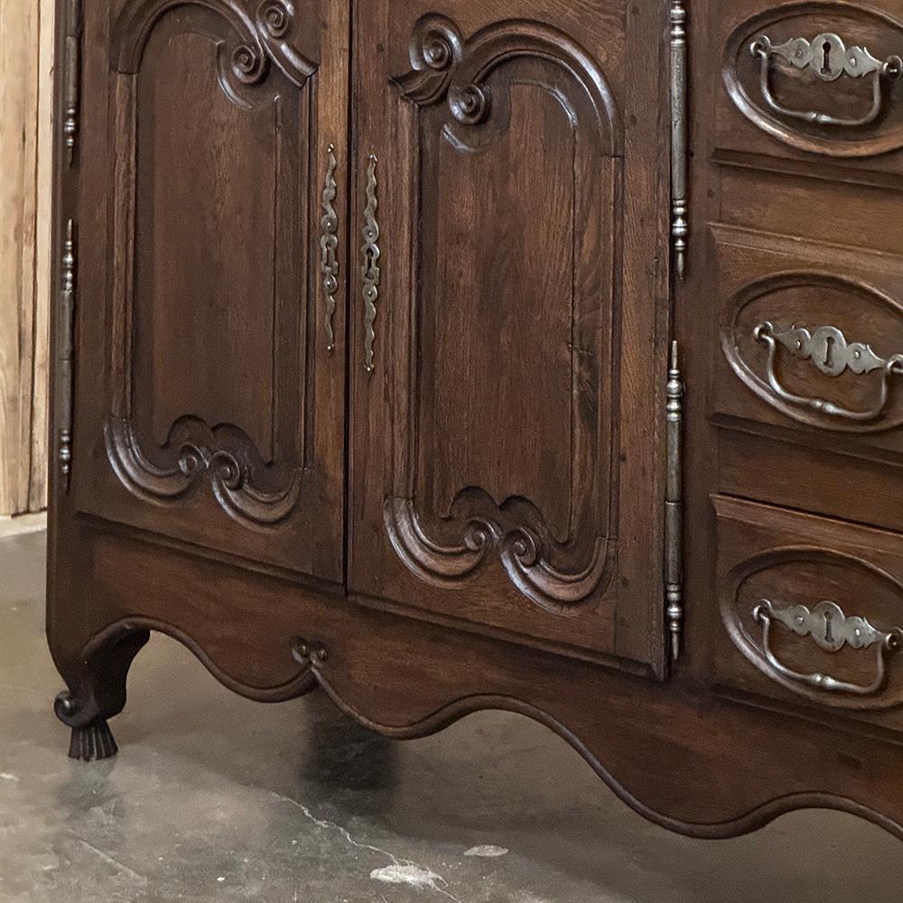 Buffet de style campagnard français du 18ème siècle ~ Enfilade en vente 3