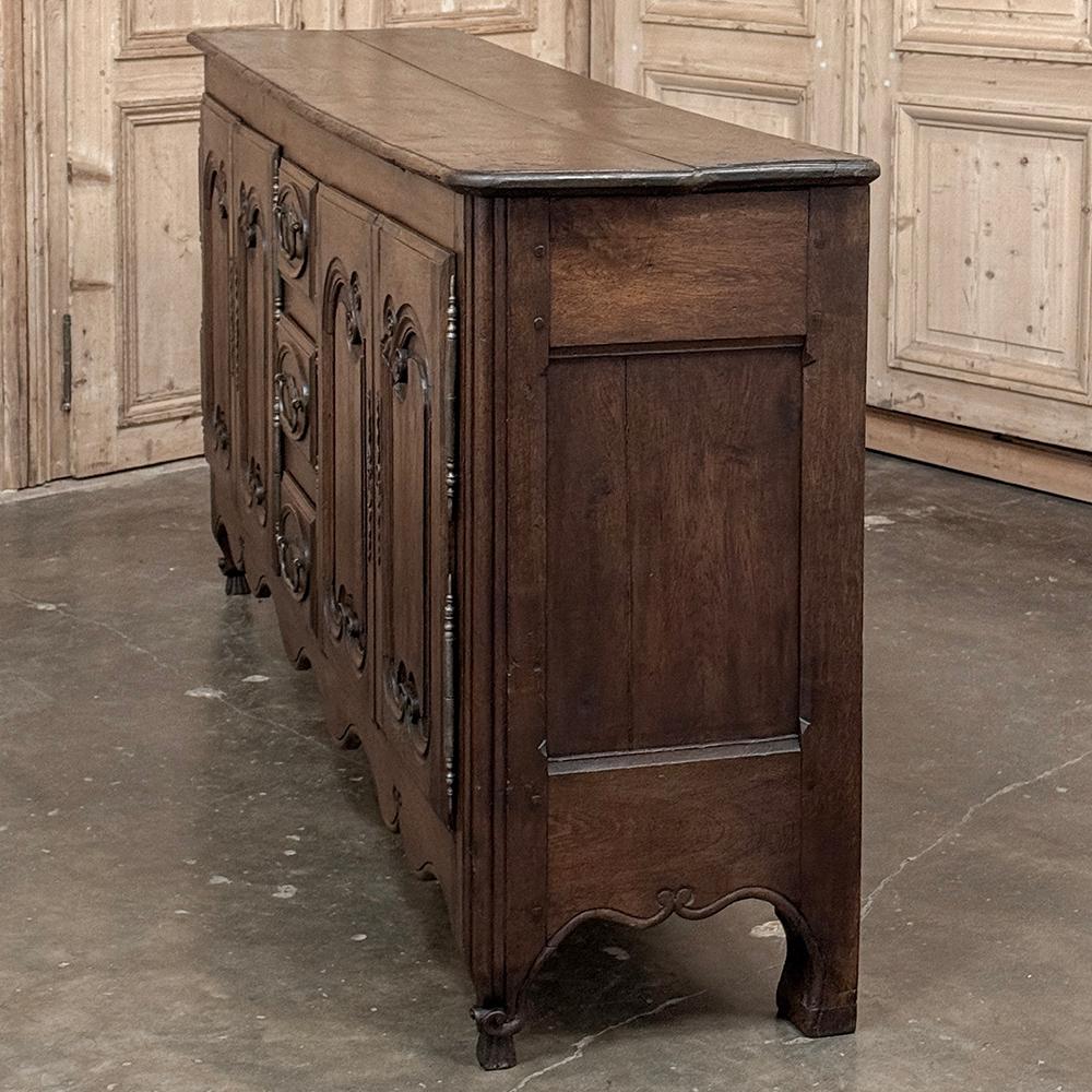 Buffet de style campagnard français du 18ème siècle ~ Enfilade en vente 5