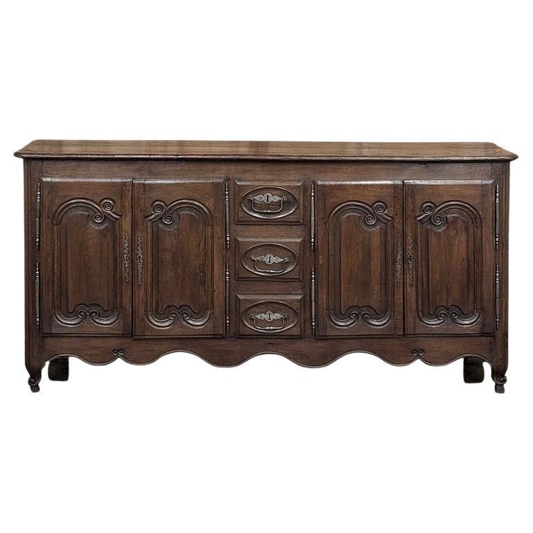 Buffet de style campagnard français du 18ème siècle ~ Enfilade en vente