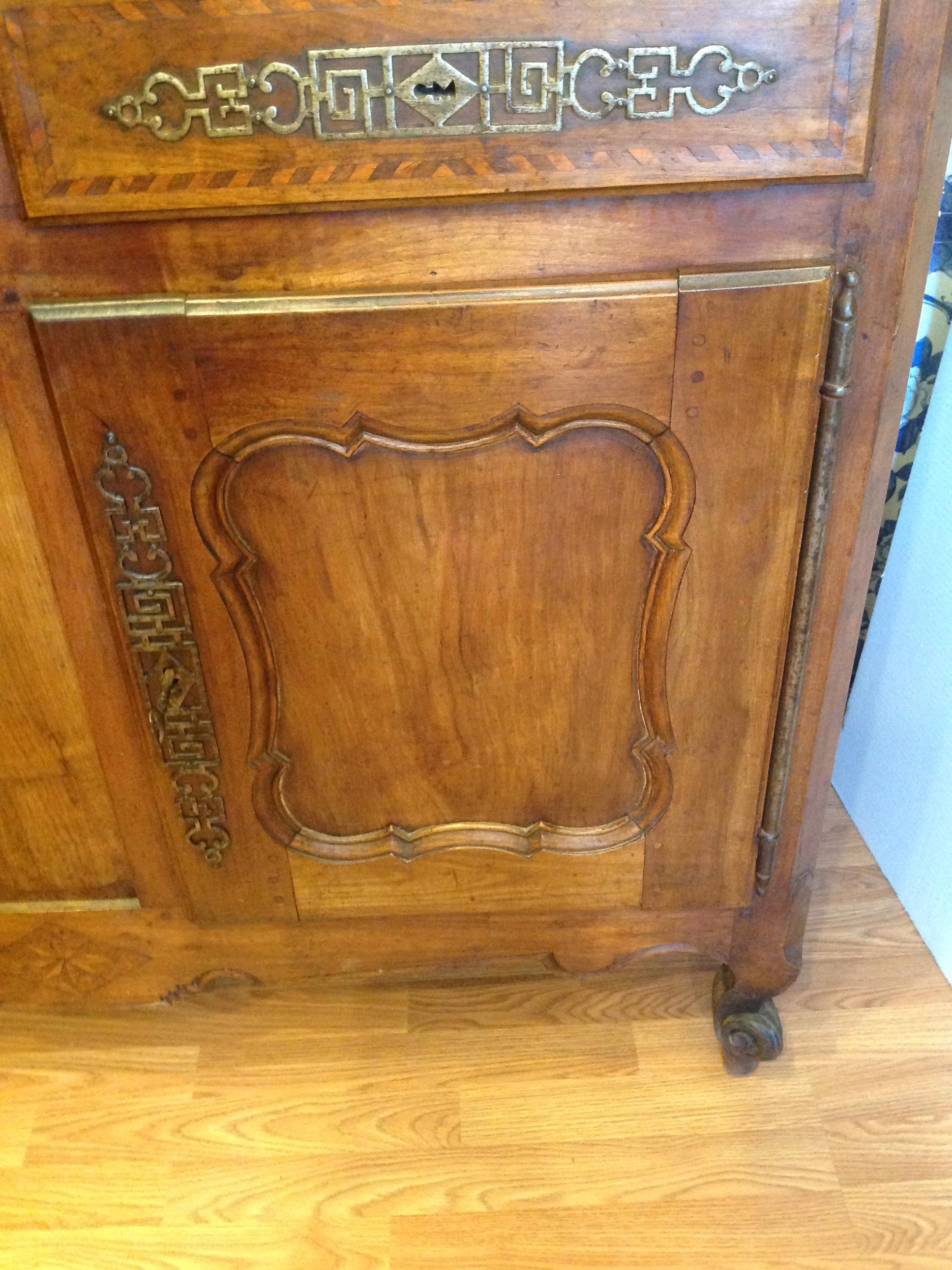 18th Century Country French Buffet 6