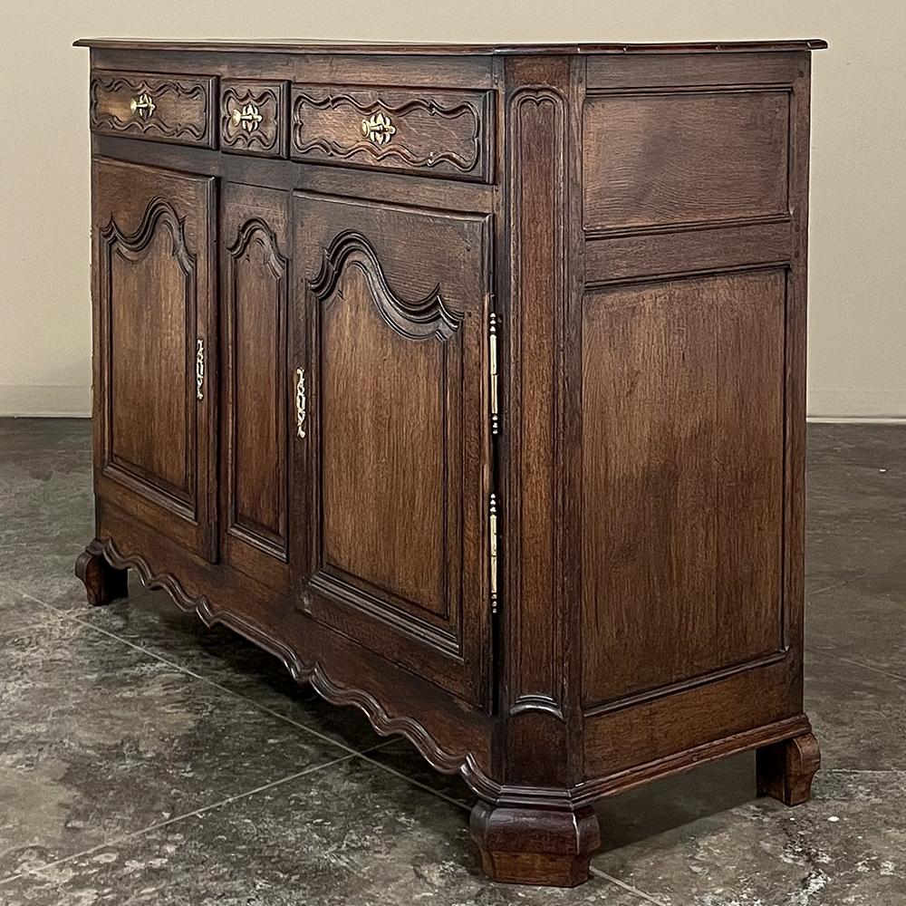 18th Century, Country French Buffet In Good Condition For Sale In Dallas, TX