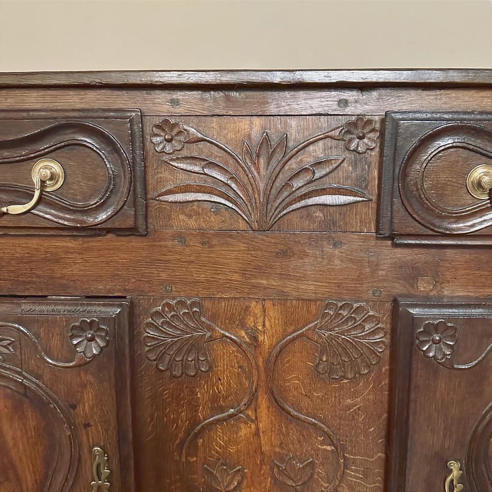 18th Century Country French Buffet from Lower Brittany For Sale 5