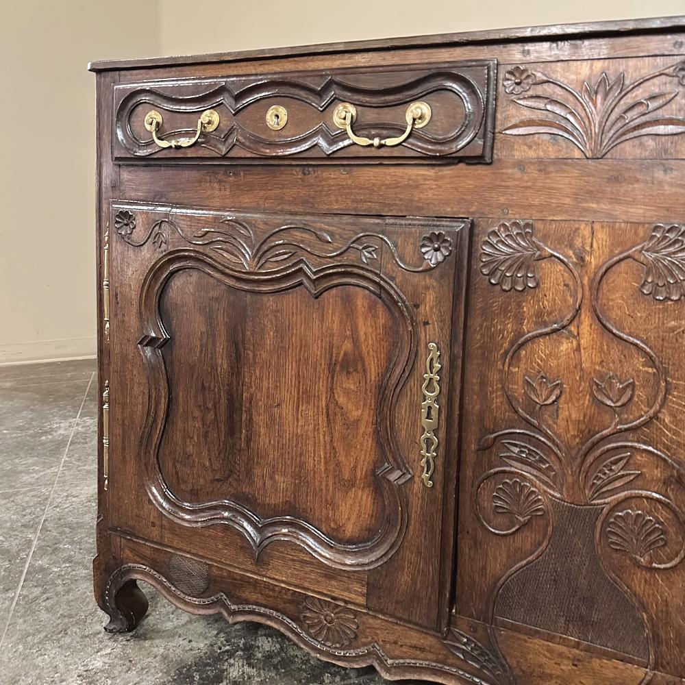 18th Century Country French Buffet from Lower Brittany For Sale 2