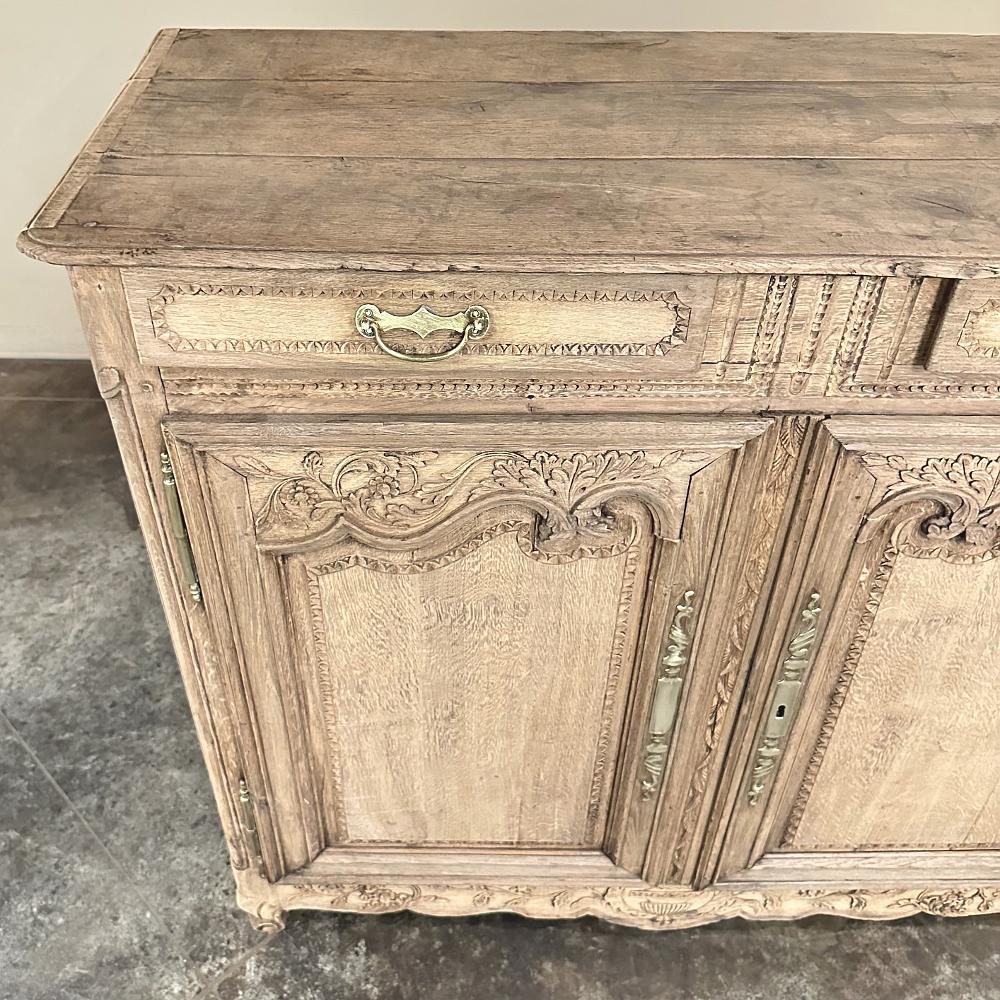 Buffet de campagne français du XVIIIe siècle de Normandie en vente 10