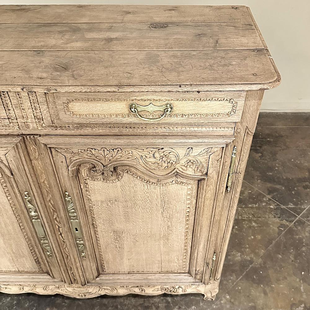 Buffet de campagne français du XVIIIe siècle de Normandie en vente 11