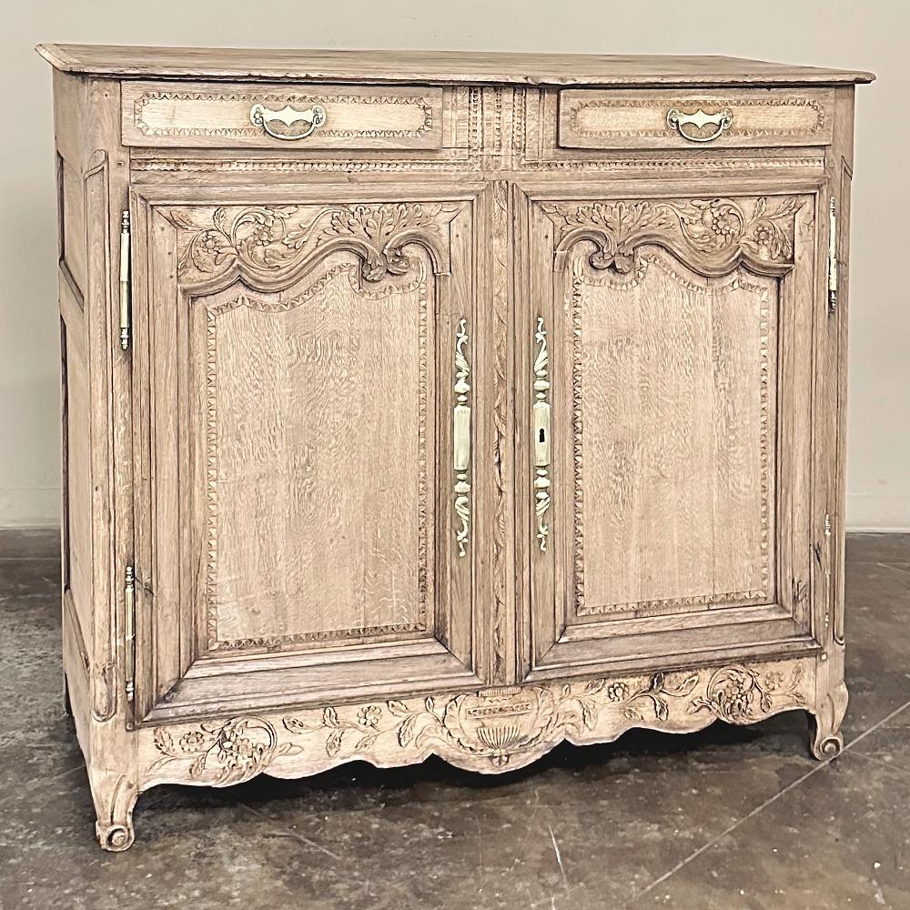 Provincial français Buffet de campagne français du XVIIIe siècle de Normandie en vente