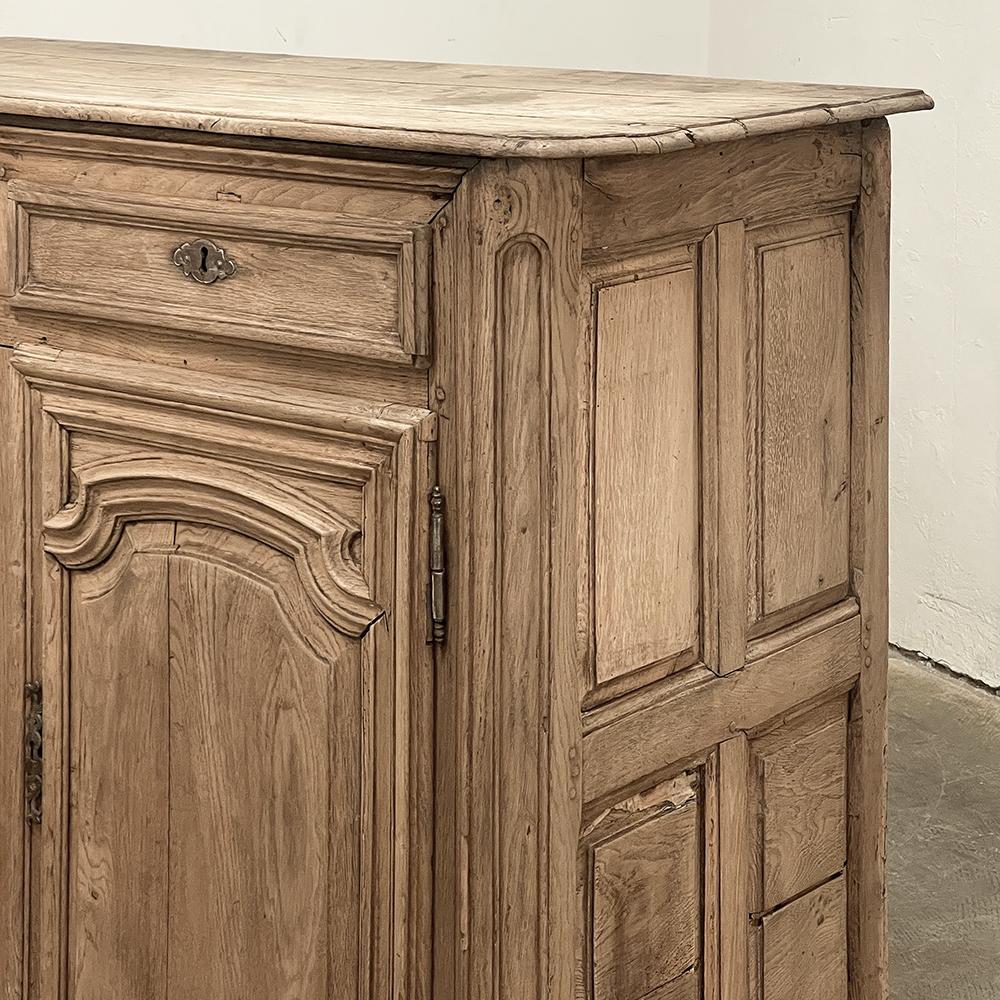 Buffet francese di campagna del XVIII secolo in Oak scortecciato in vendita 5