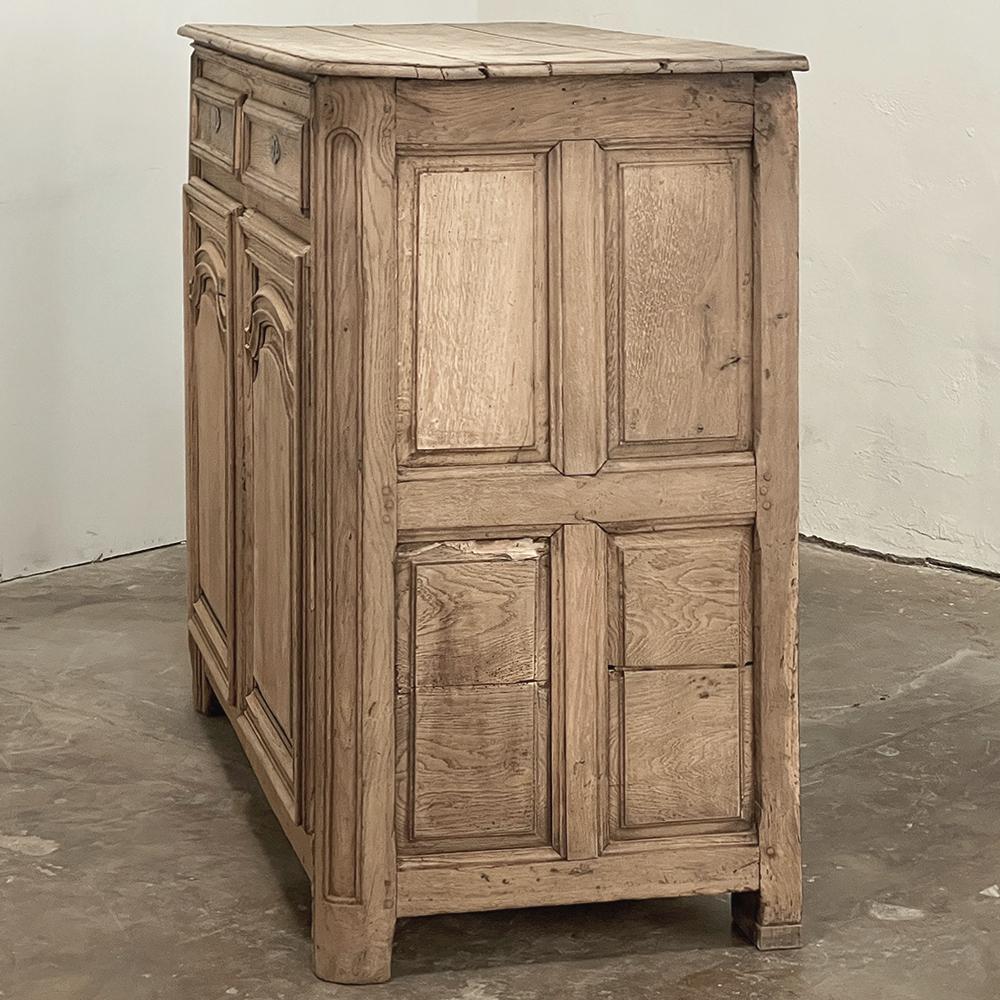 Buffet francese di campagna del XVIII secolo in Oak scortecciato in vendita 7