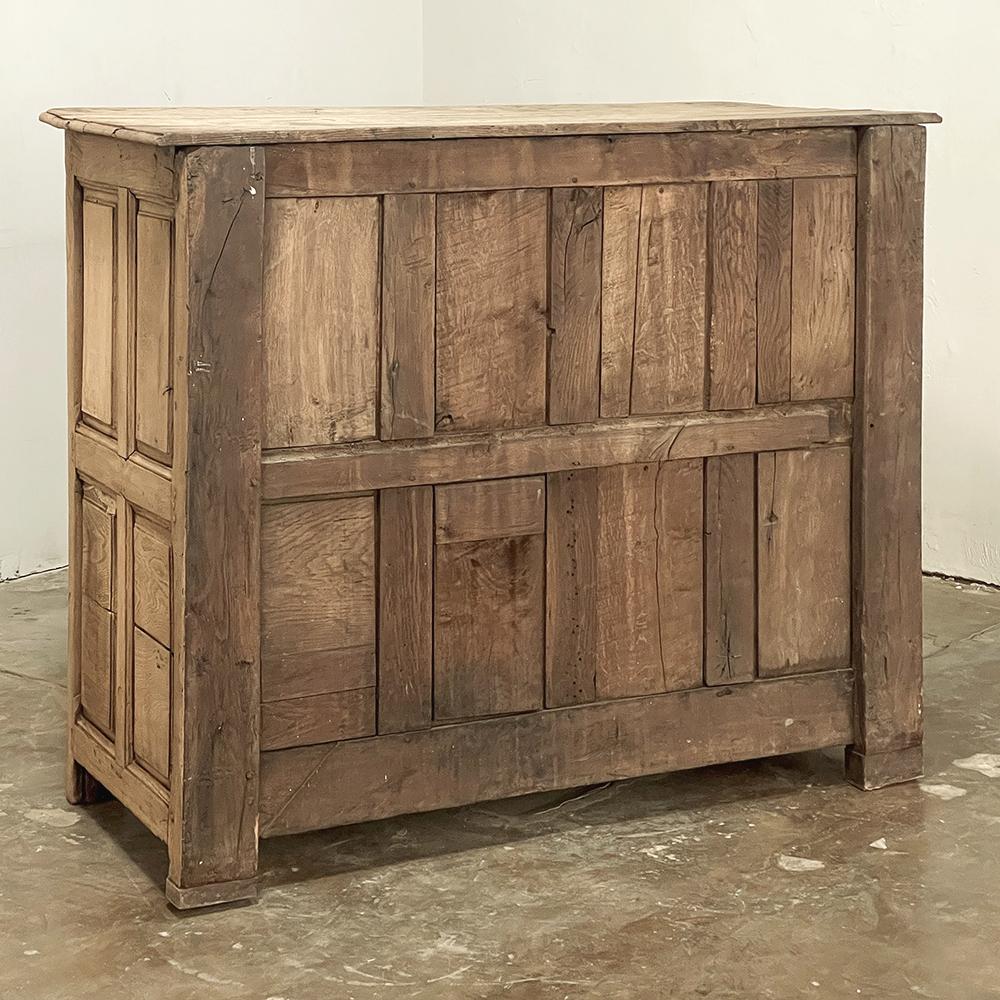 18th Century Country French Buffet in Stripped Oak For Sale 11