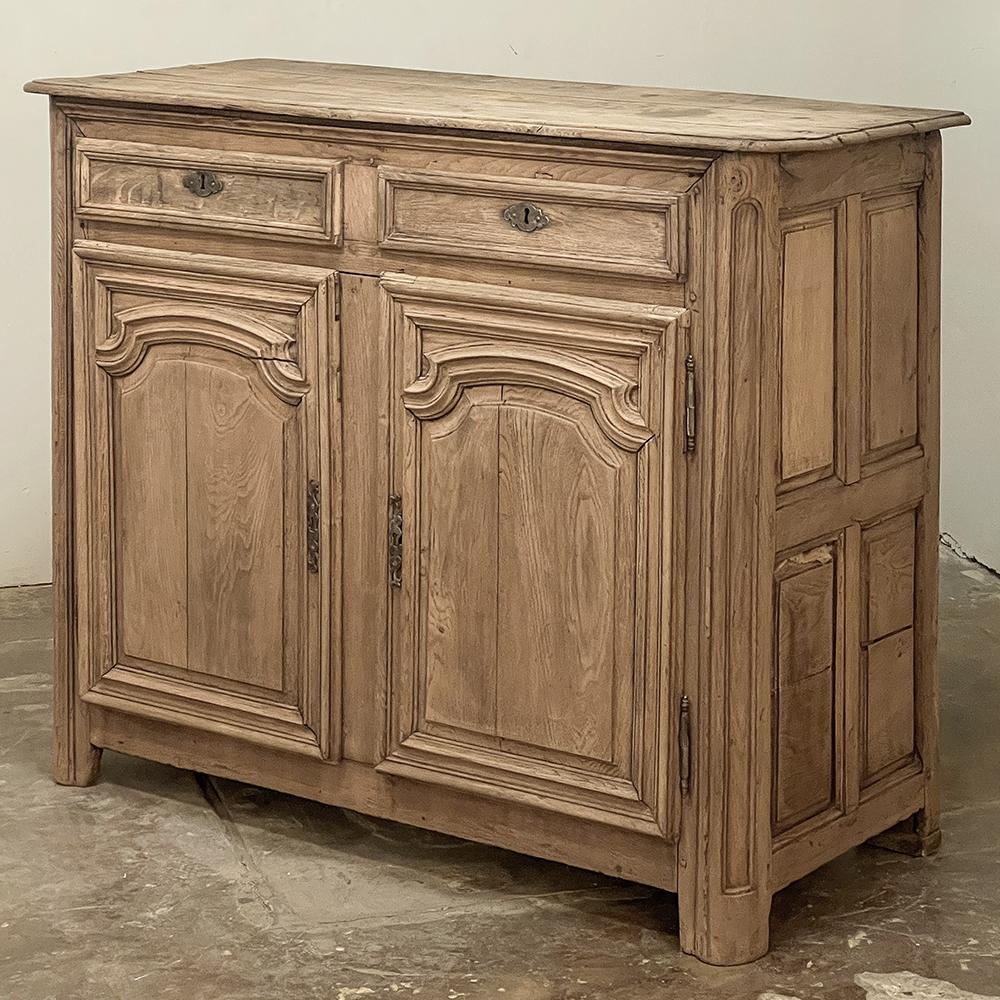 18th Century Country French Buffet in Stripped Oak In Good Condition For Sale In Dallas, TX