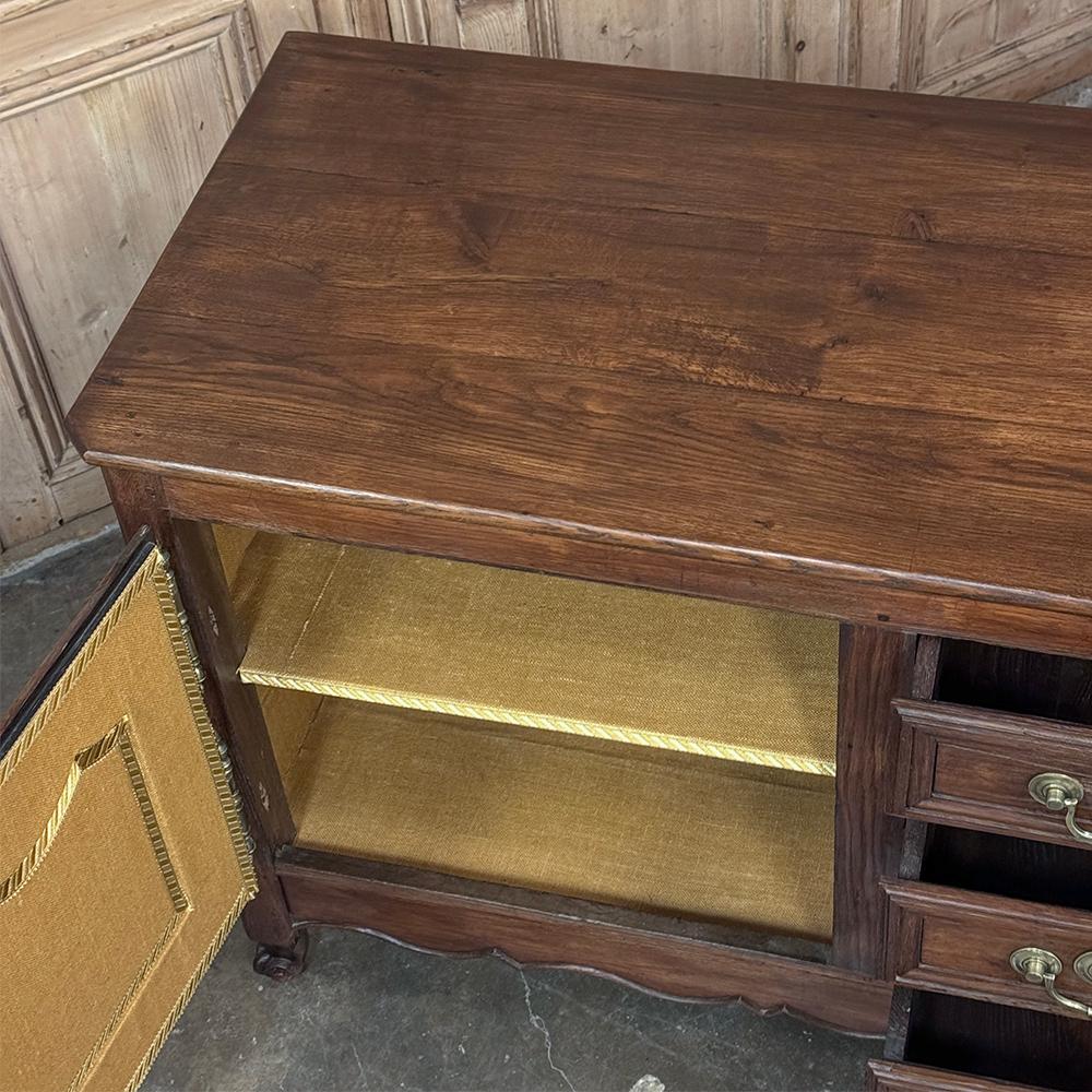 Crédence ~ Buffet bas du XVIIIe siècle, de style campagnard français en vente 10