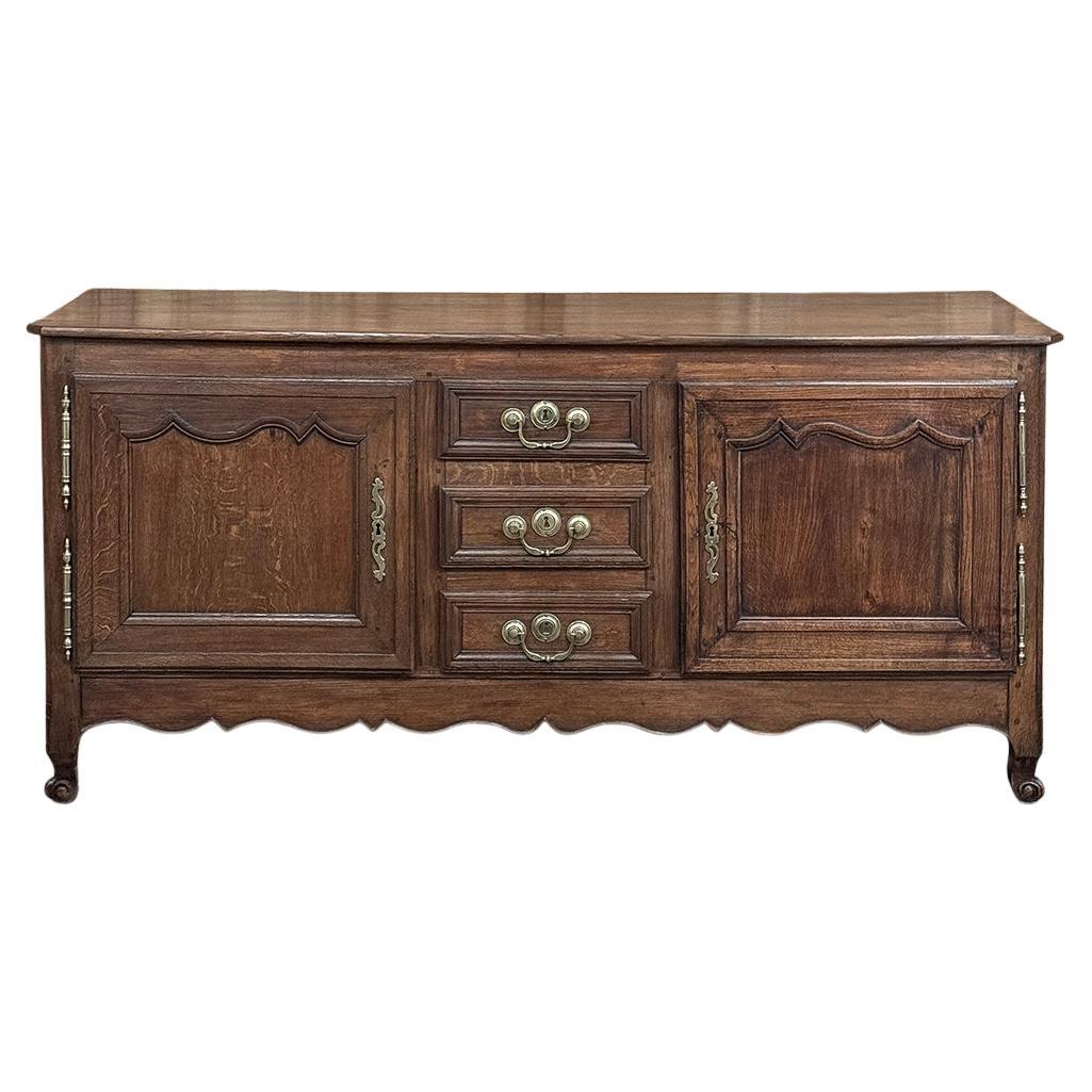 Crédence ~ Buffet bas du XVIIIe siècle, de style campagnard français