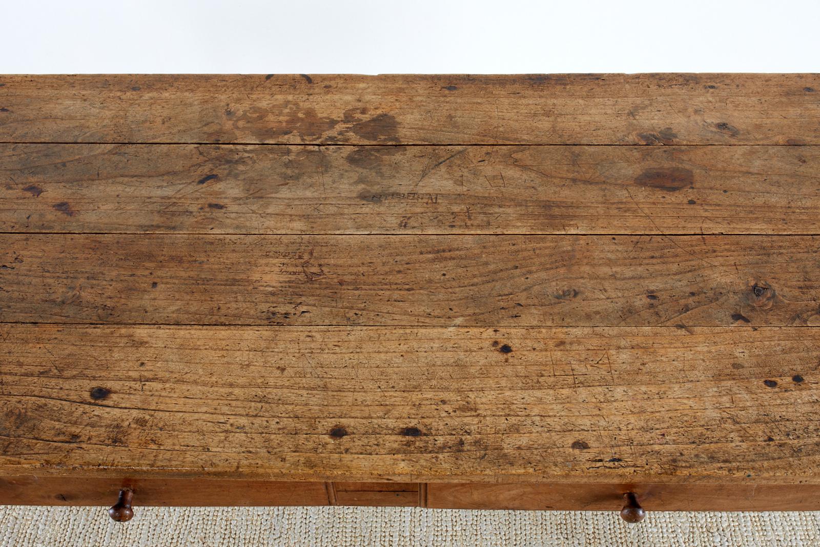 18th Century Country French Farmhouse Work Table or Desk In Distressed Condition In Rio Vista, CA