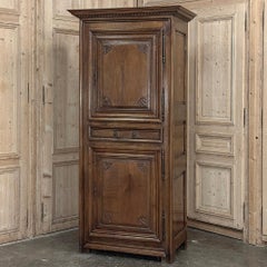 18th Century Country French Homme Debout ~ Bonnetiere