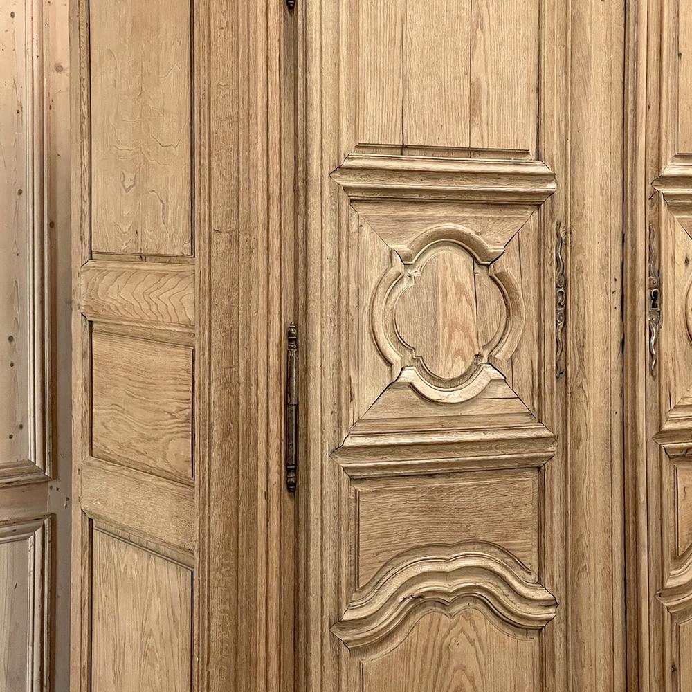 18th Century Country French Louis XIII Armoire in Stripped Oak 11