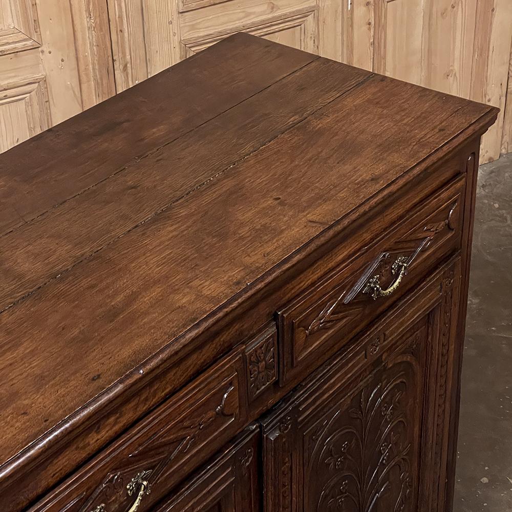 18th Century Country French Louis XVI Buffet For Sale 13