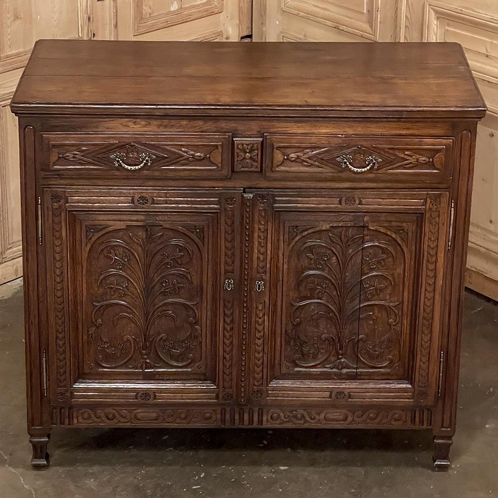 18th Century Country French Louis XVI Buffet For Sale 1