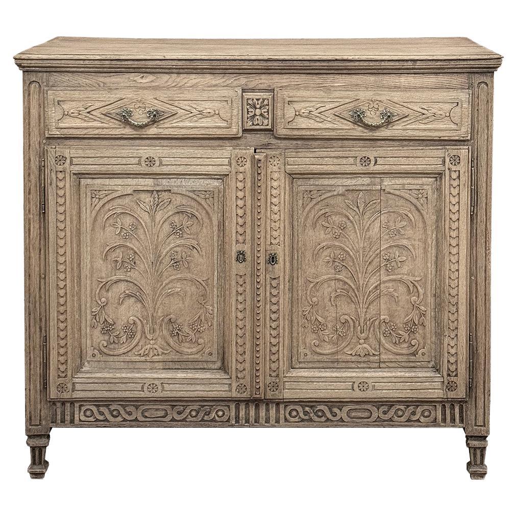 Buffet Louis XVI français du 18ème siècle en chêne rayé